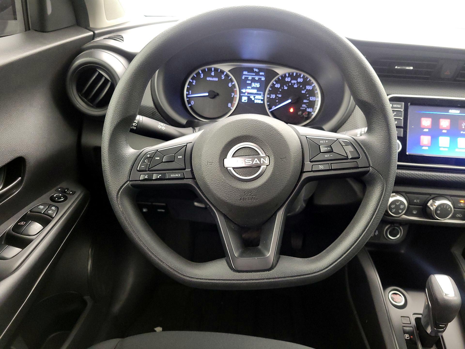 Thumbnail: 2023 Nissan Kicks - 10