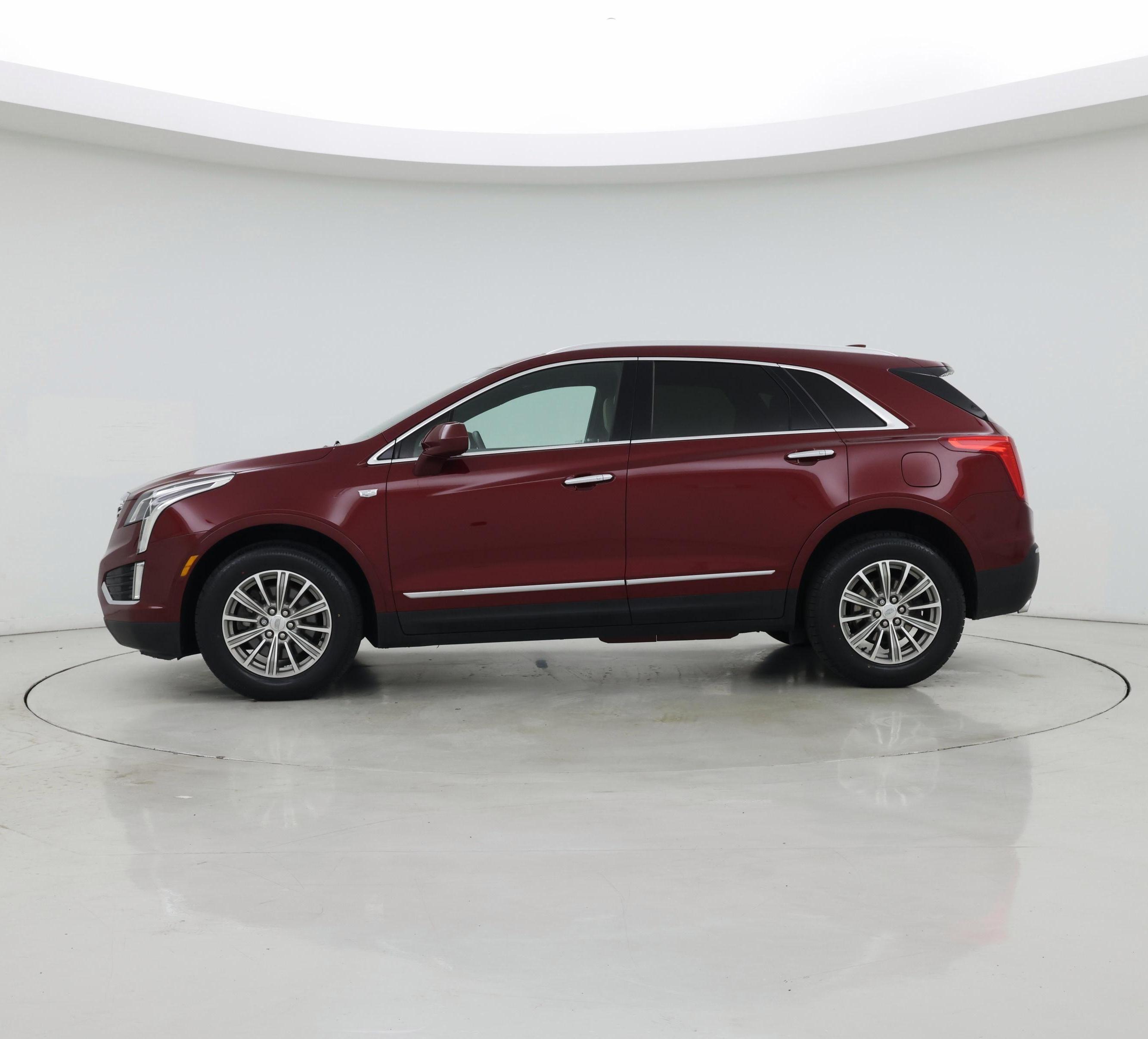 Thumbnail: 2017 Cadillac XT5 - 3