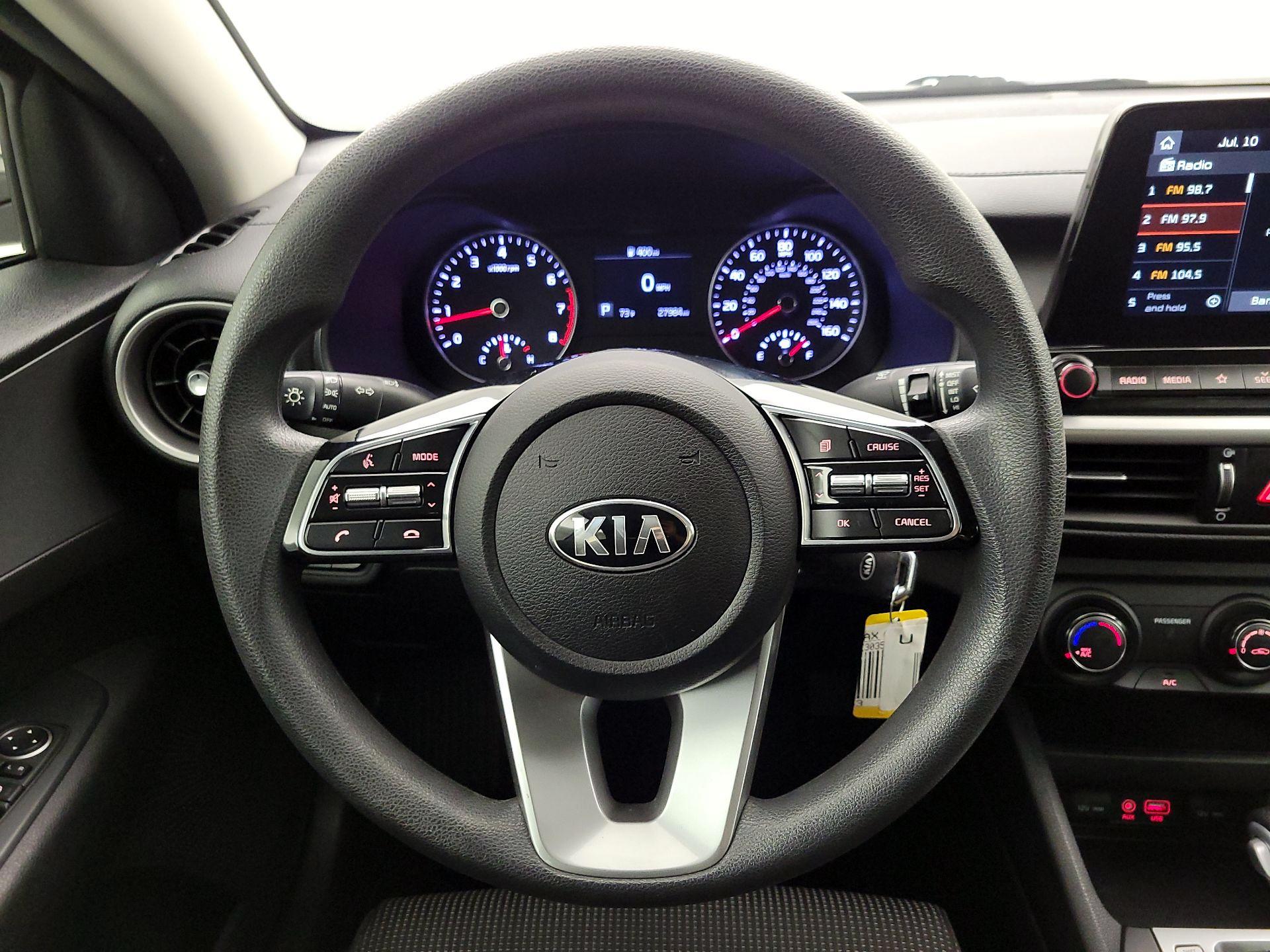 Thumbnail: 2021 Kia Forte - 10