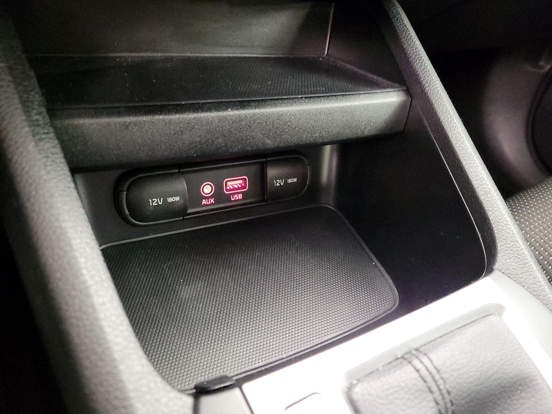 Thumbnail: 2021 Kia Forte - 18