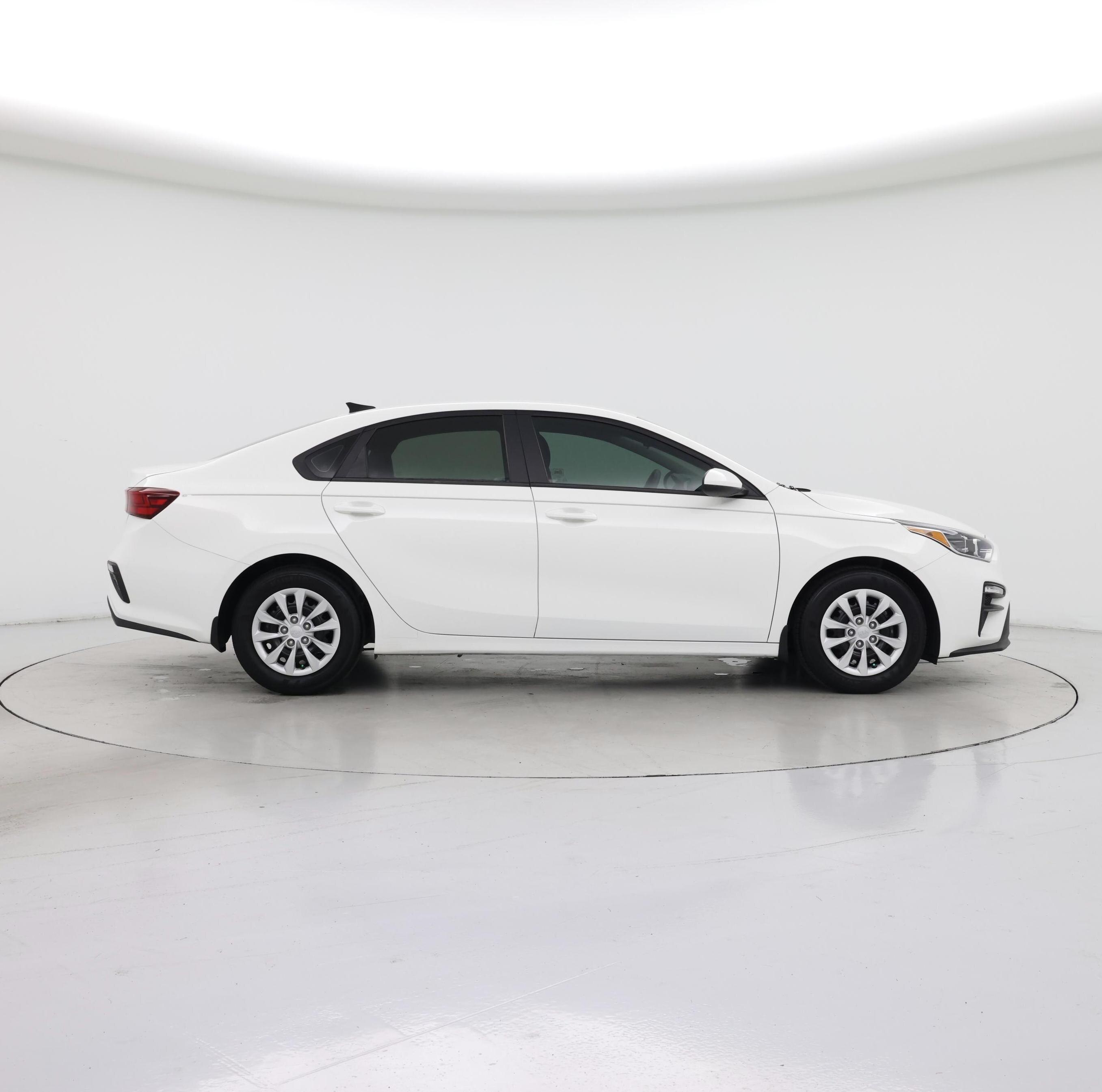 Thumbnail: 2021 Kia Forte - 7