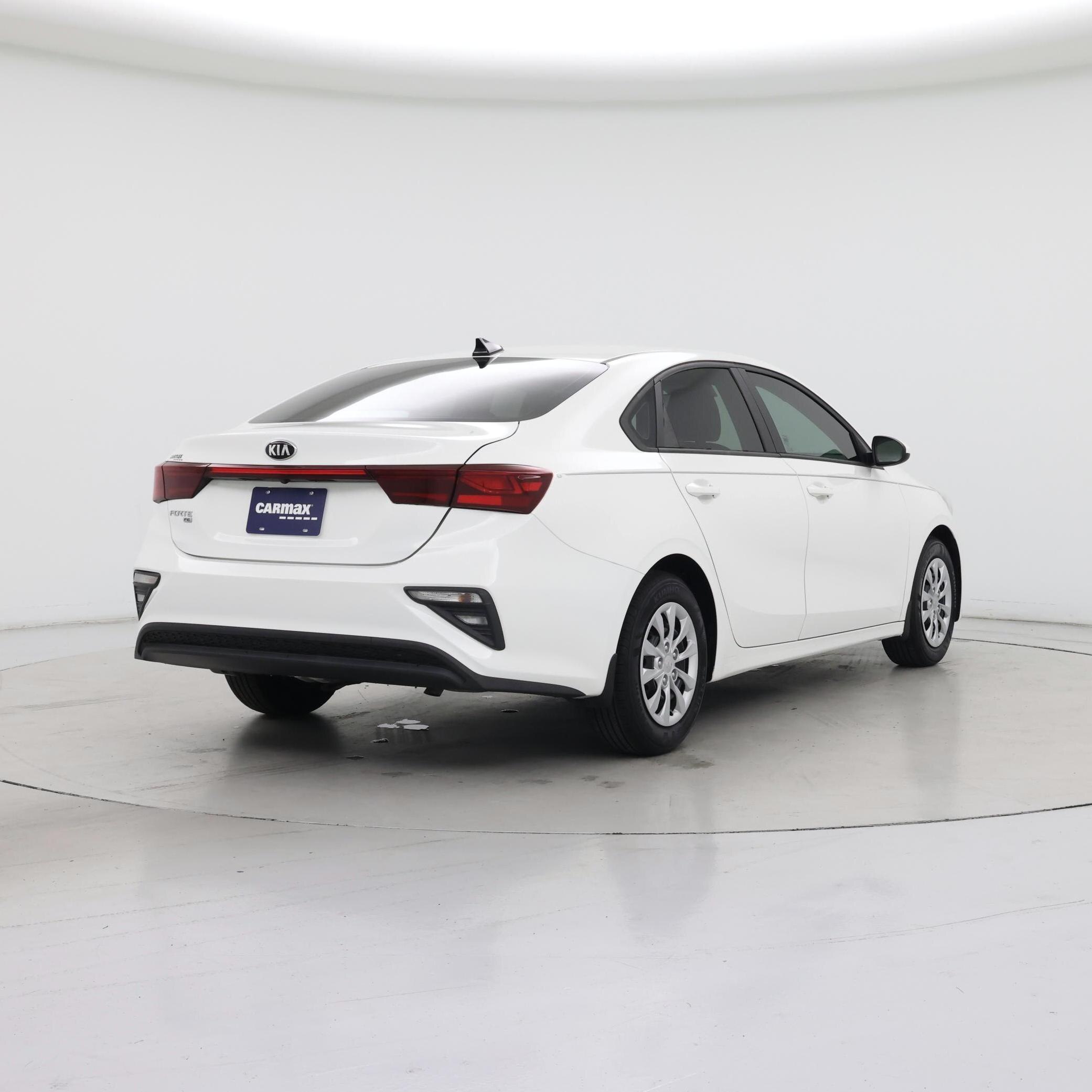 Thumbnail: 2021 Kia Forte - 8