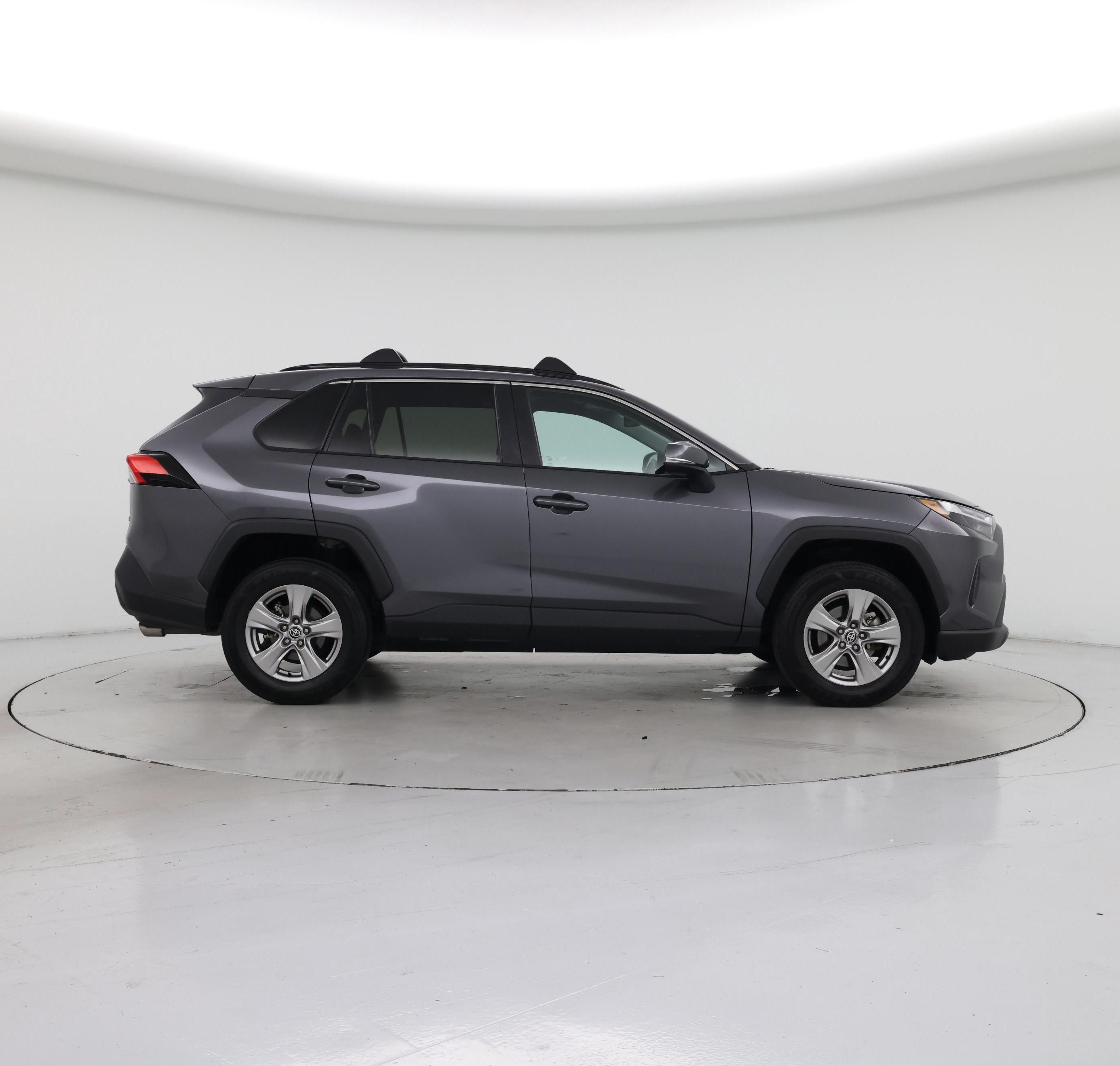 Thumbnail: 2022 Toyota RAV4 - 7