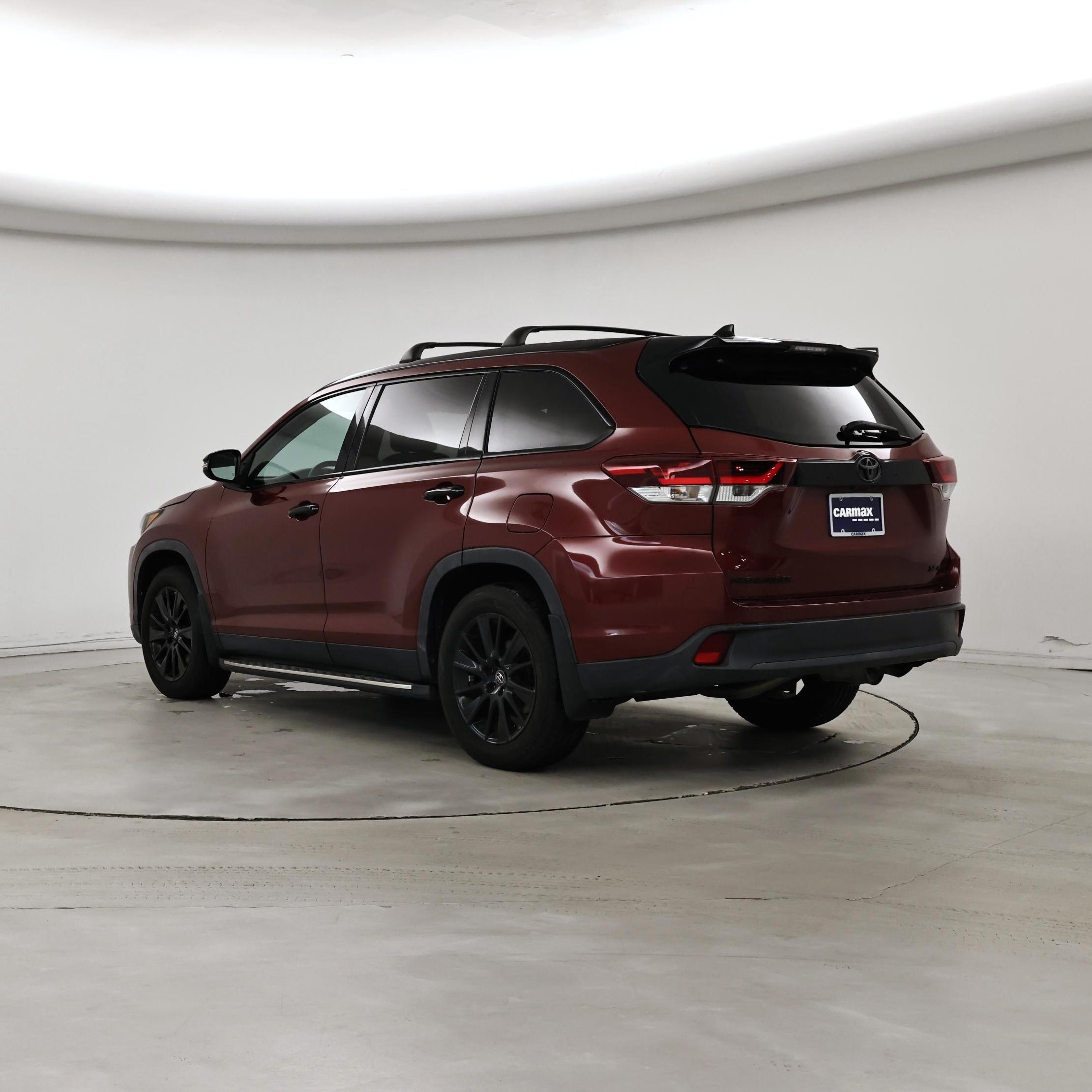 Thumbnail: 2019 Toyota Highlander - 2