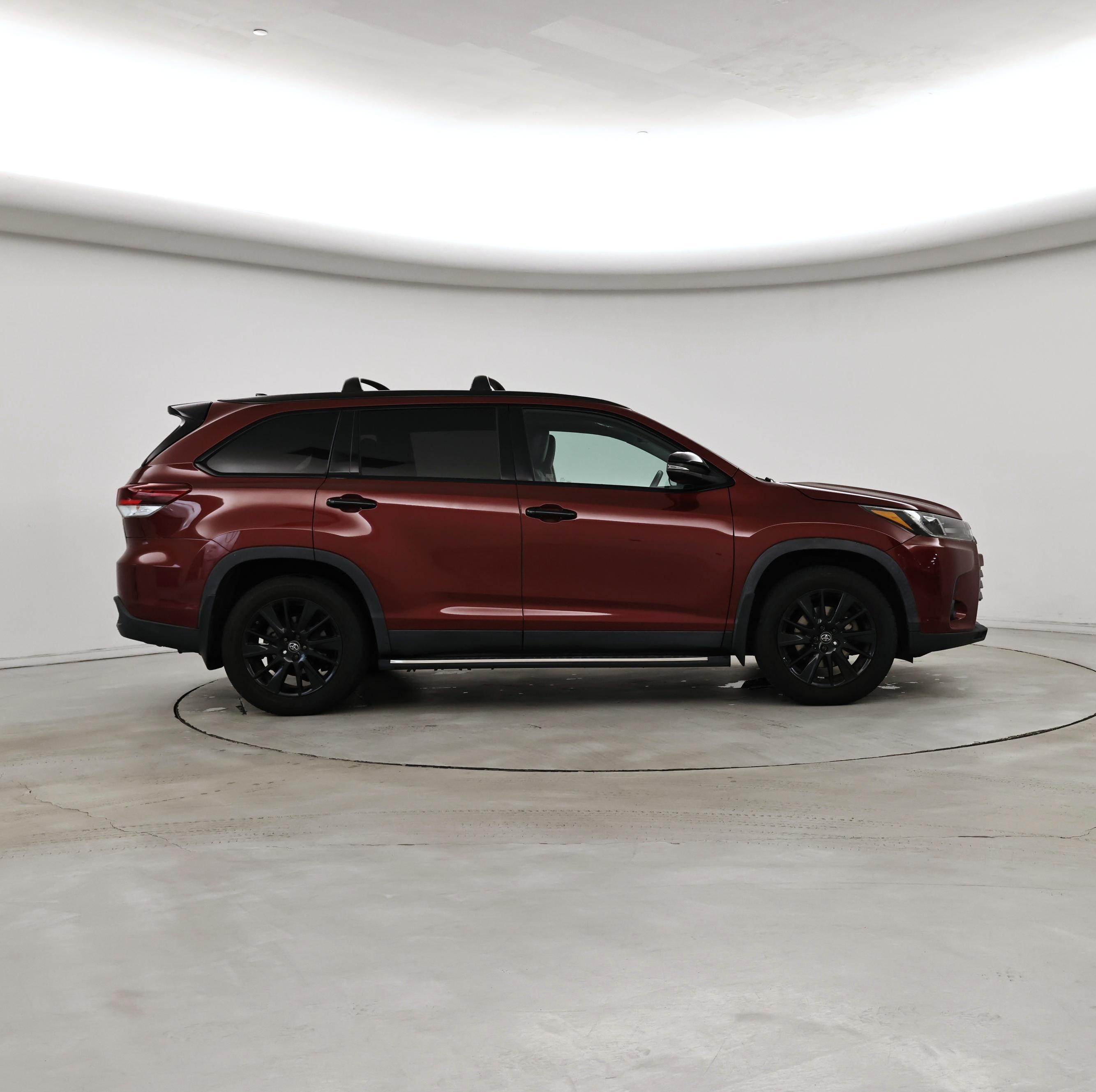 Thumbnail: 2019 Toyota Highlander - 7