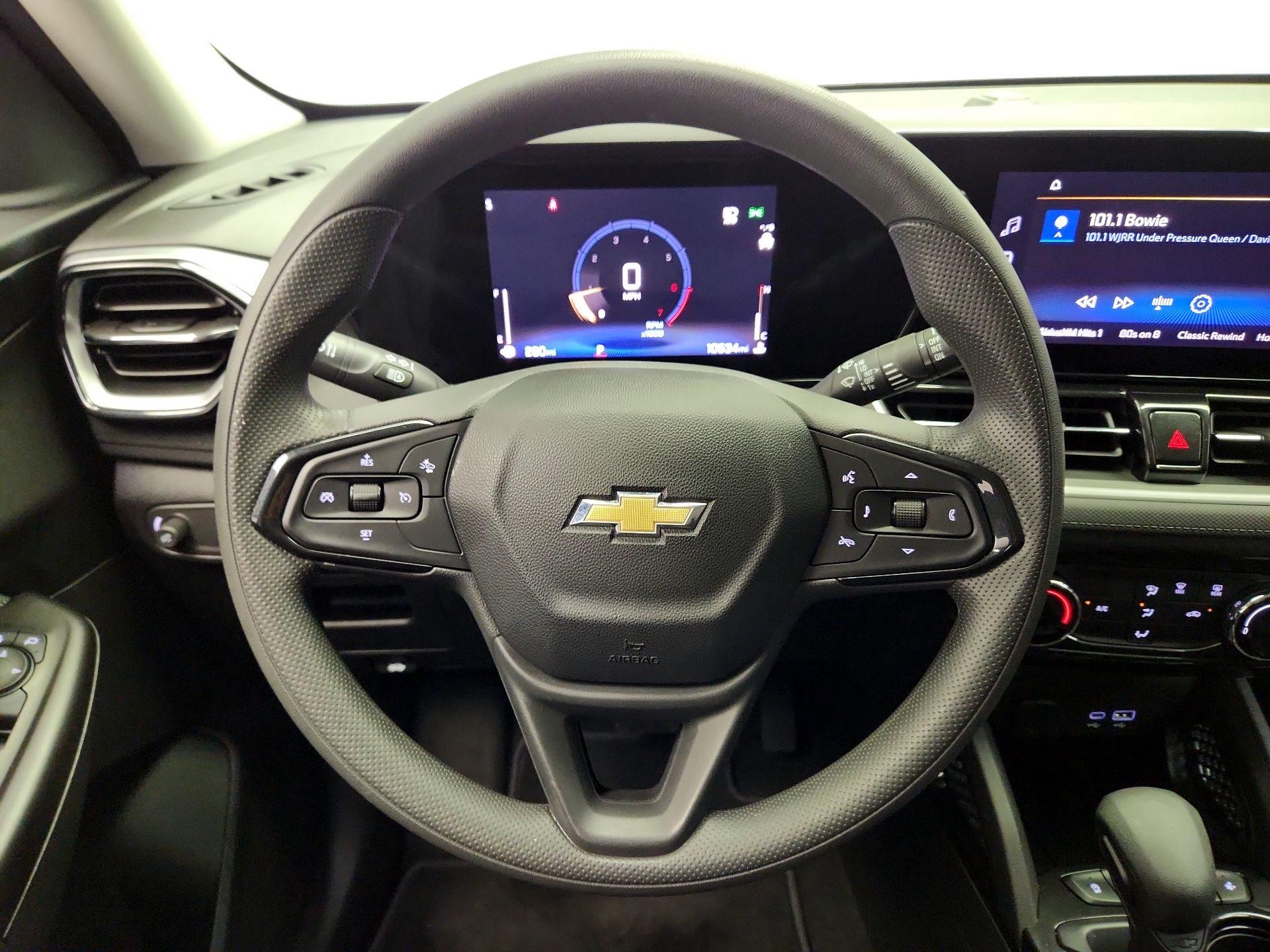 Thumbnail: 2024 Chevrolet TrailBlazer - 10
