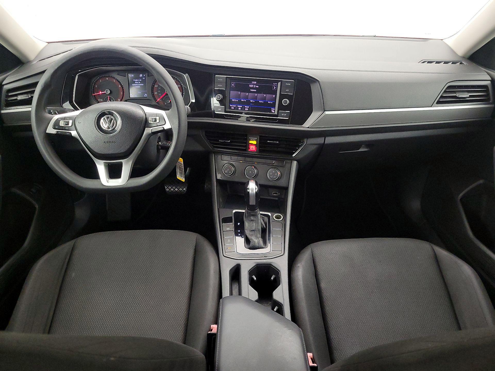 Thumbnail: 2019 Volkswagen Jetta - 9