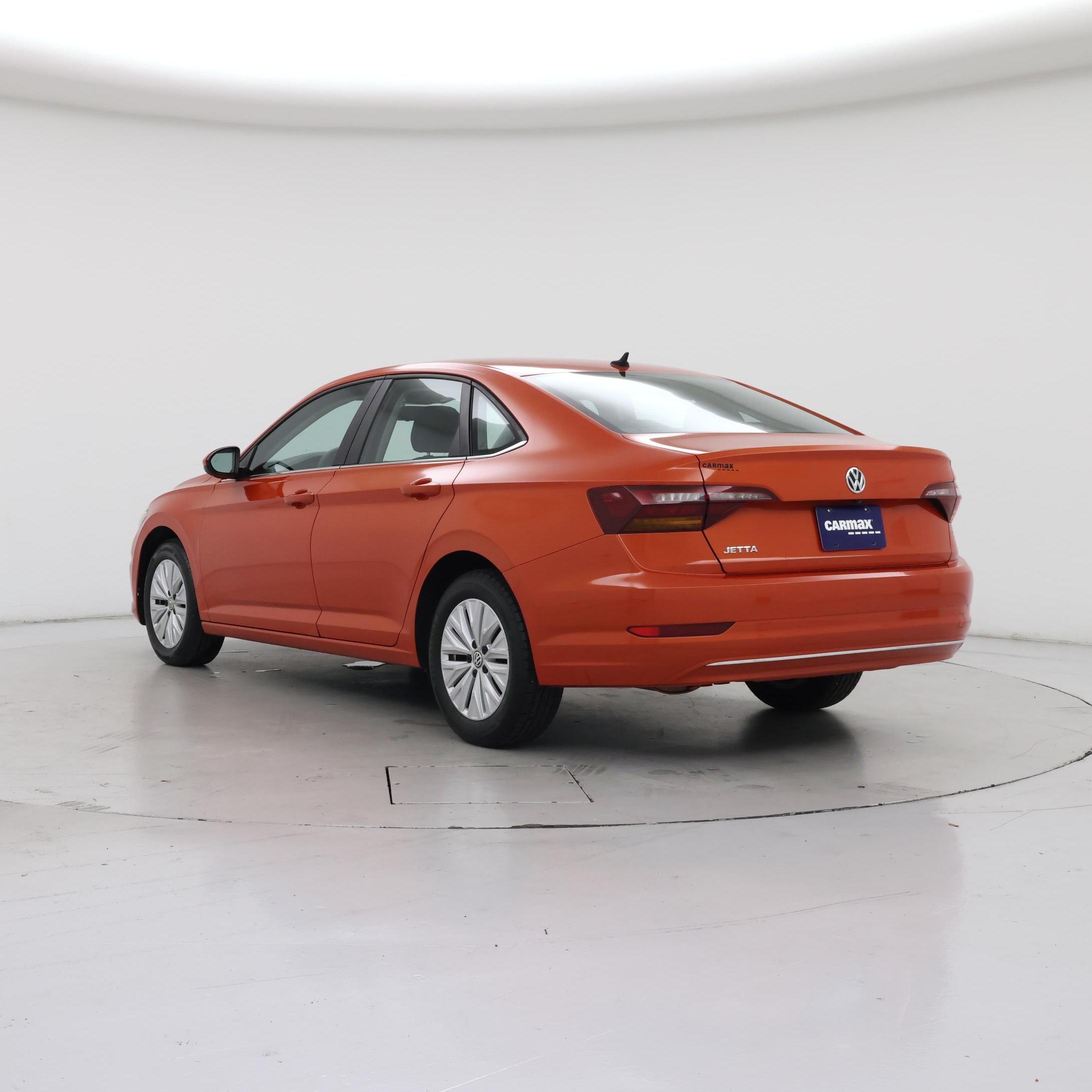 Thumbnail: 2019 Volkswagen Jetta - 2