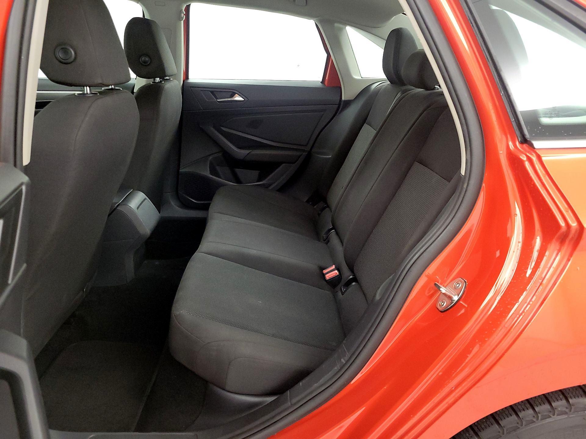 Thumbnail: 2019 Volkswagen Jetta - 19