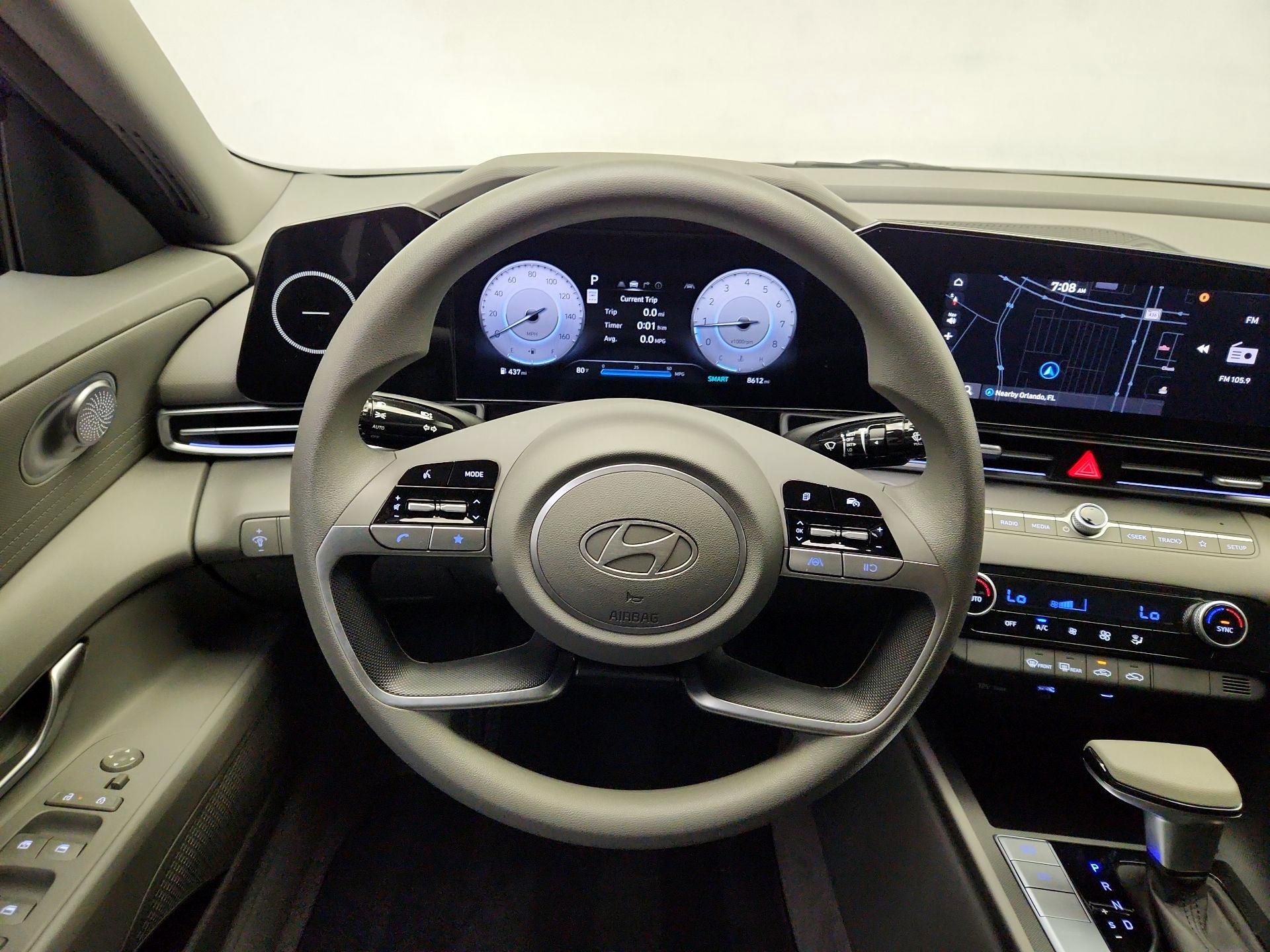 Thumbnail: 2024 Hyundai Elantra - 10