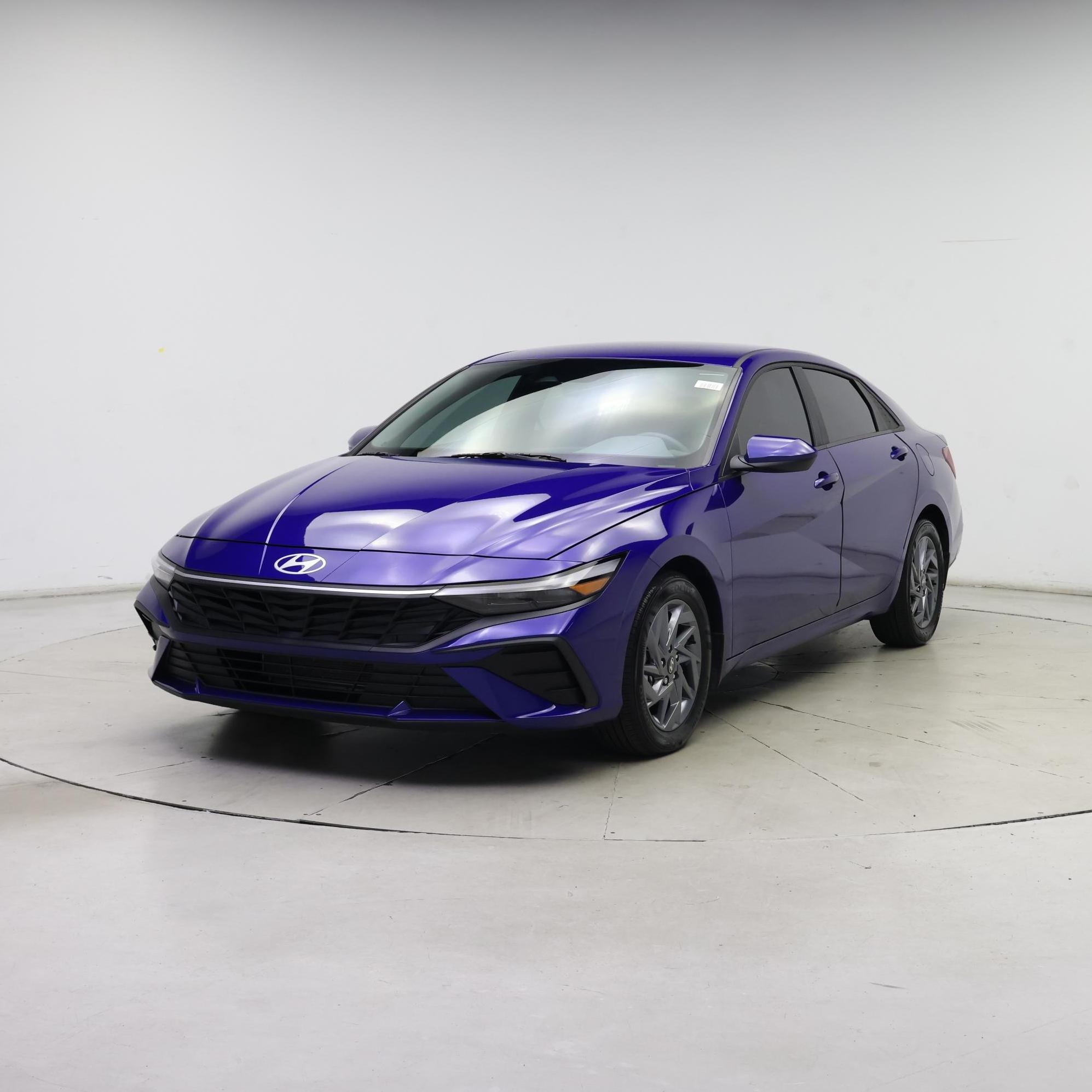 Thumbnail: 2024 Hyundai Elantra - 4