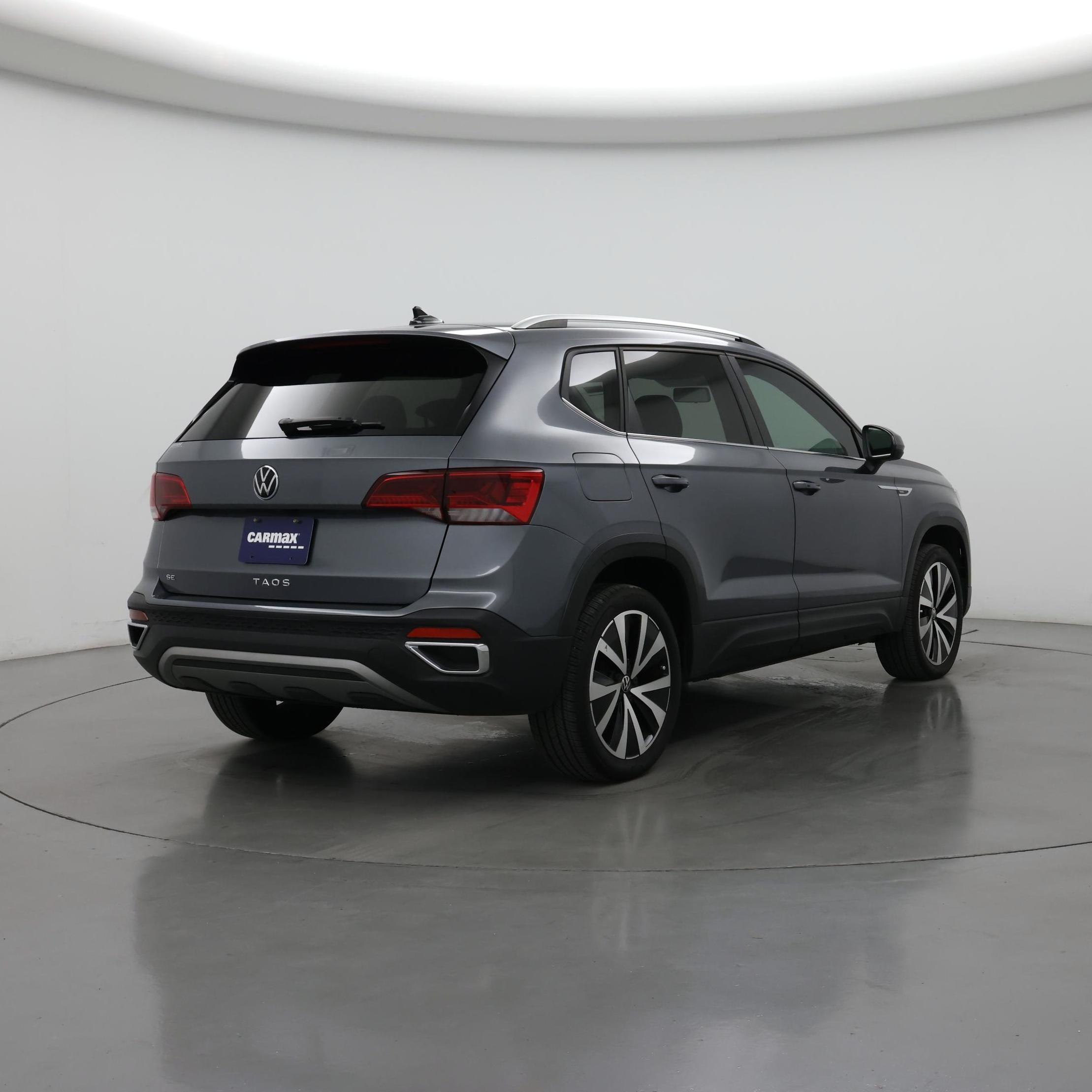 Thumbnail: 2022 Volkswagen Taos - 8