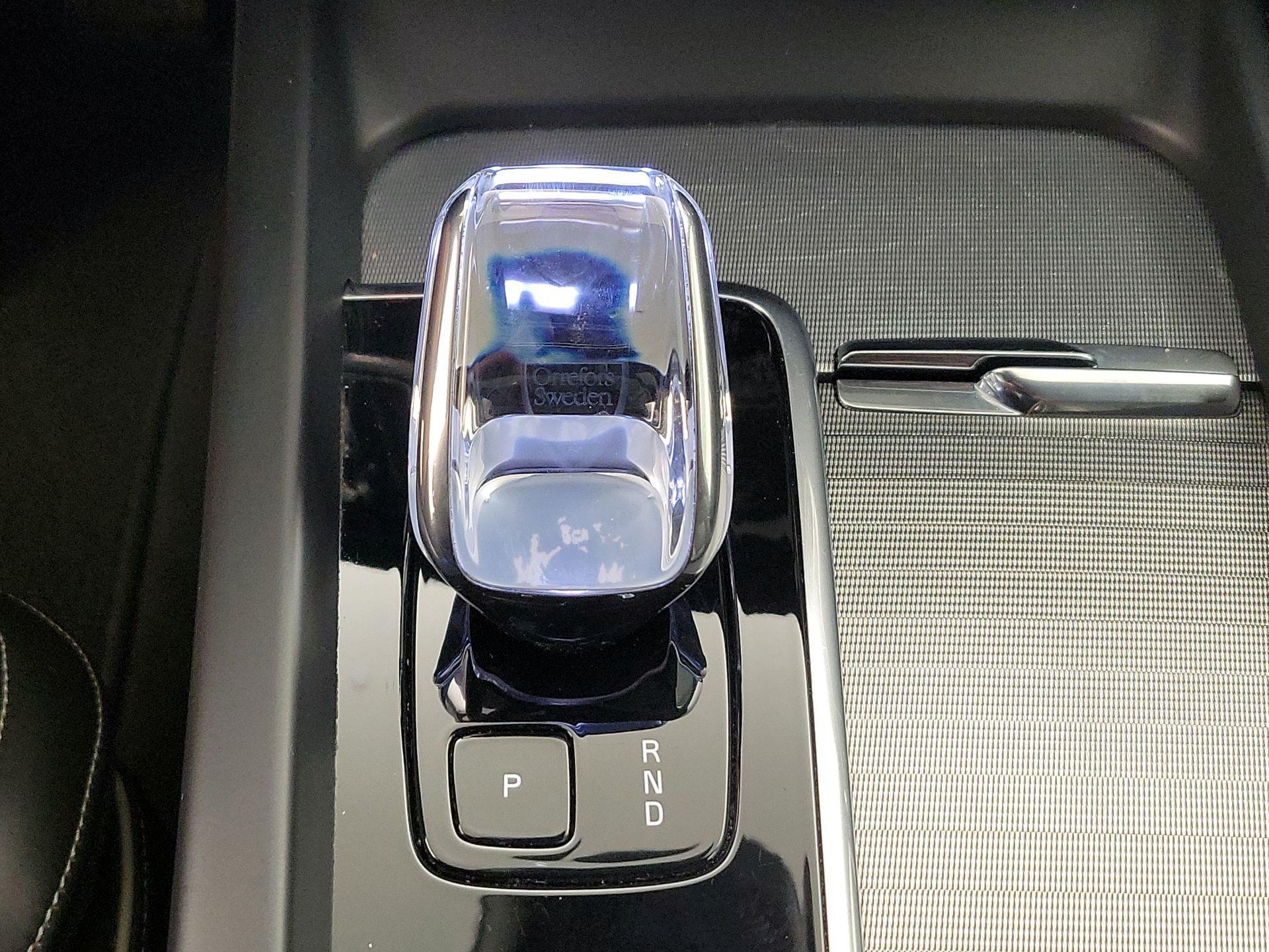 Thumbnail: 2024 Volvo S60 - 17