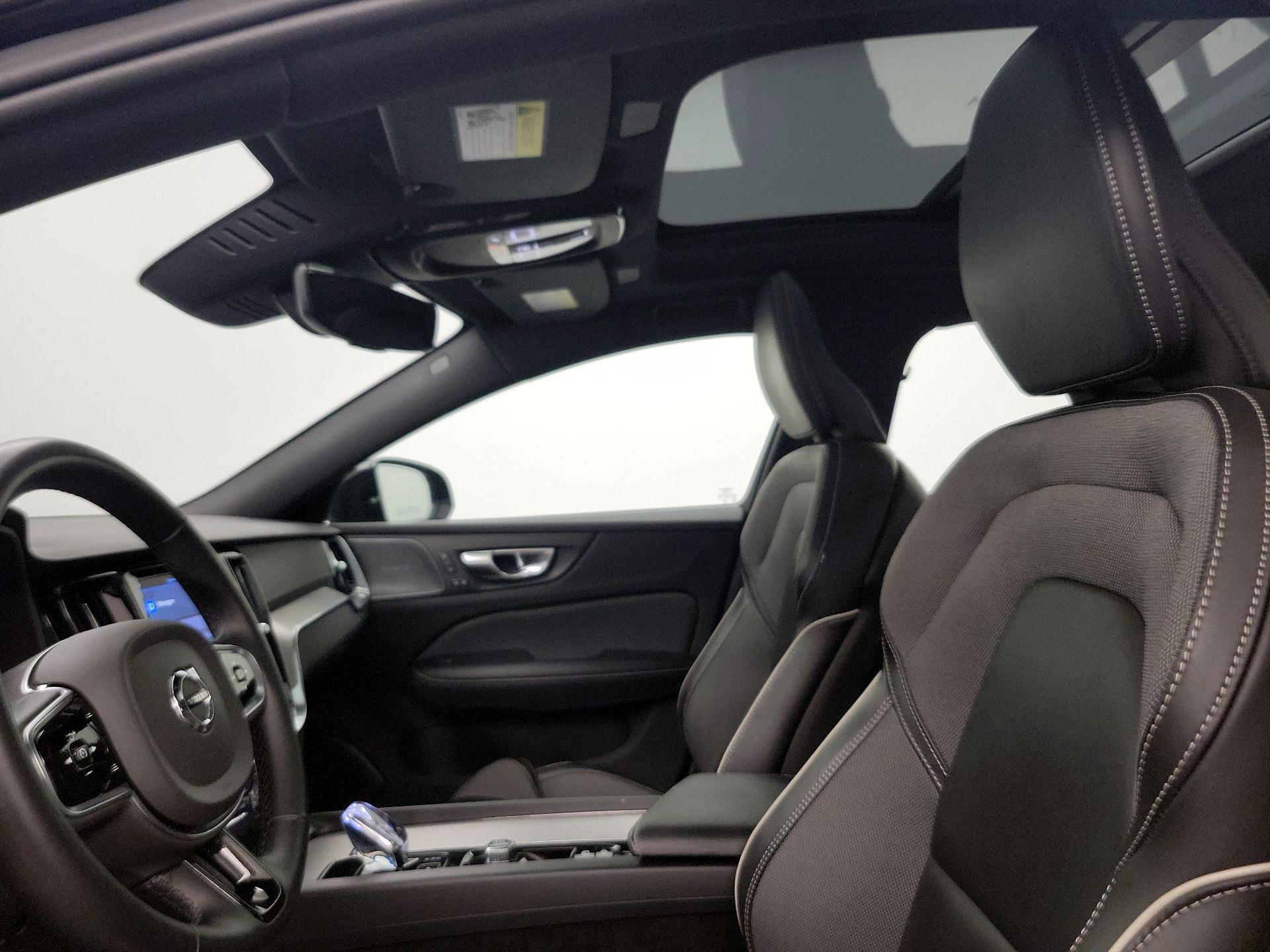Thumbnail: 2024 Volvo S60 - 19