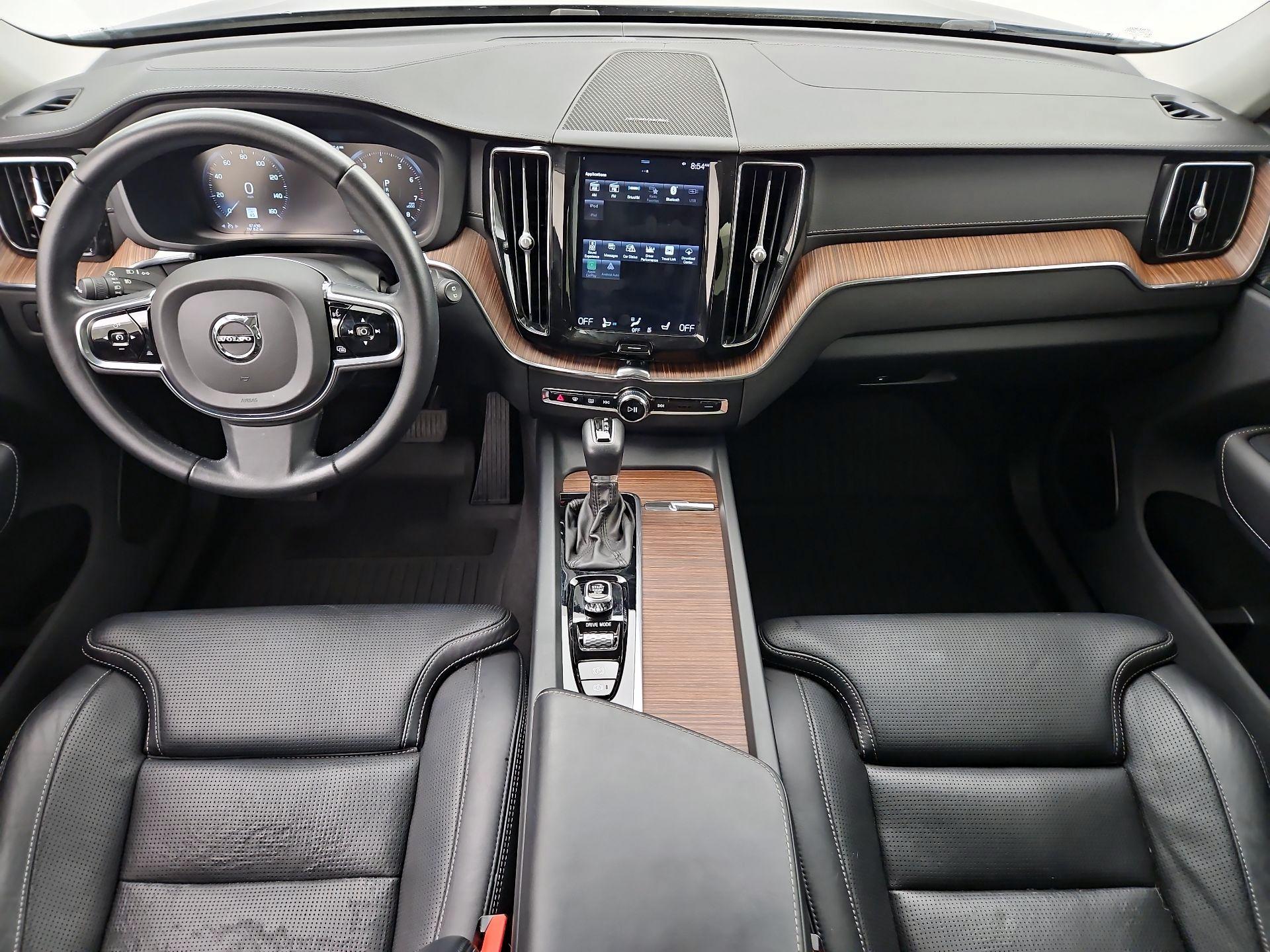 Thumbnail: 2019 Volvo XC60 - 9
