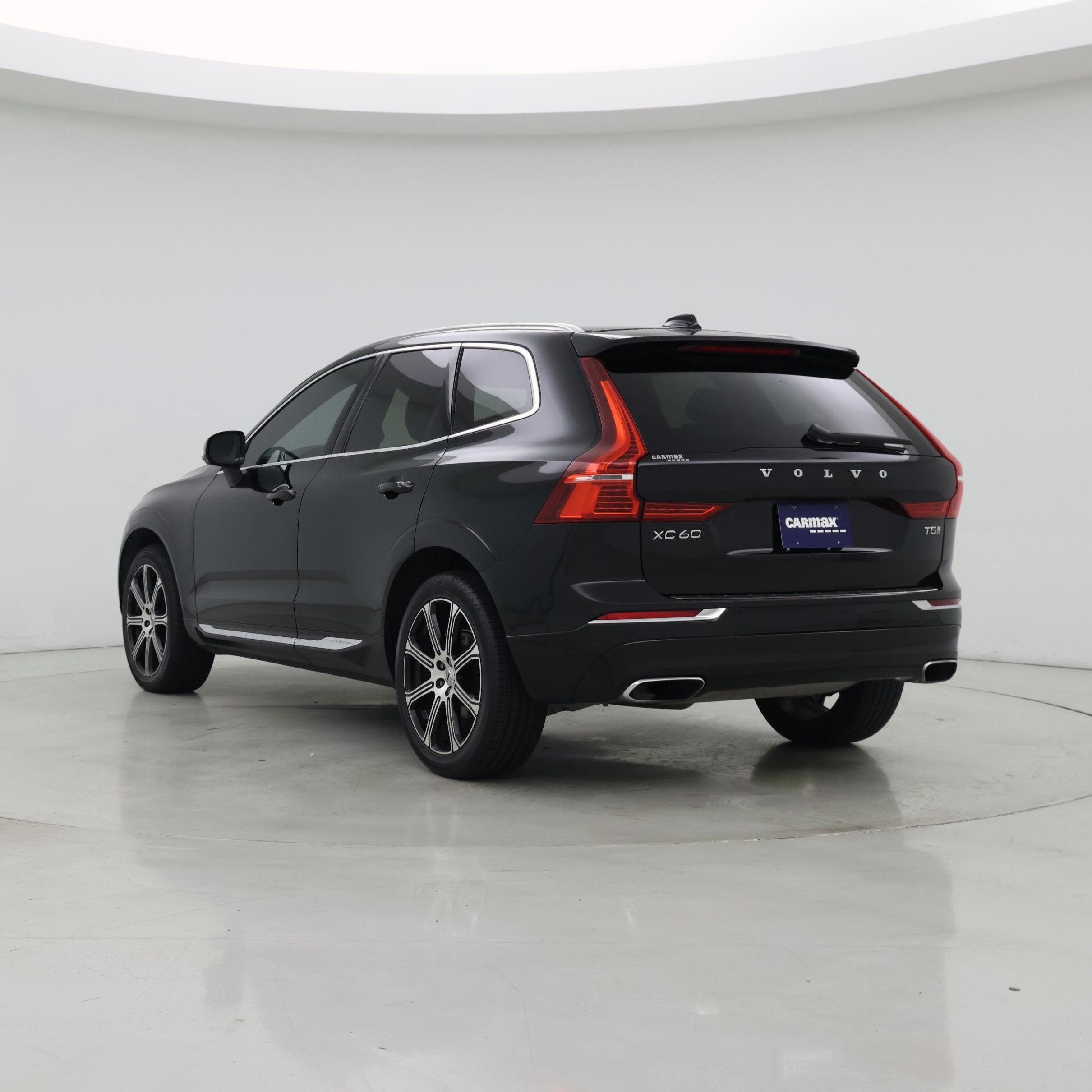 Thumbnail: 2019 Volvo XC60 - 2