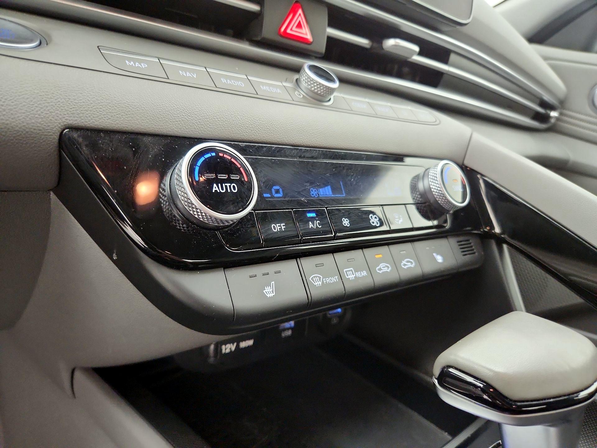 Thumbnail: 2023 Hyundai Elantra - 17