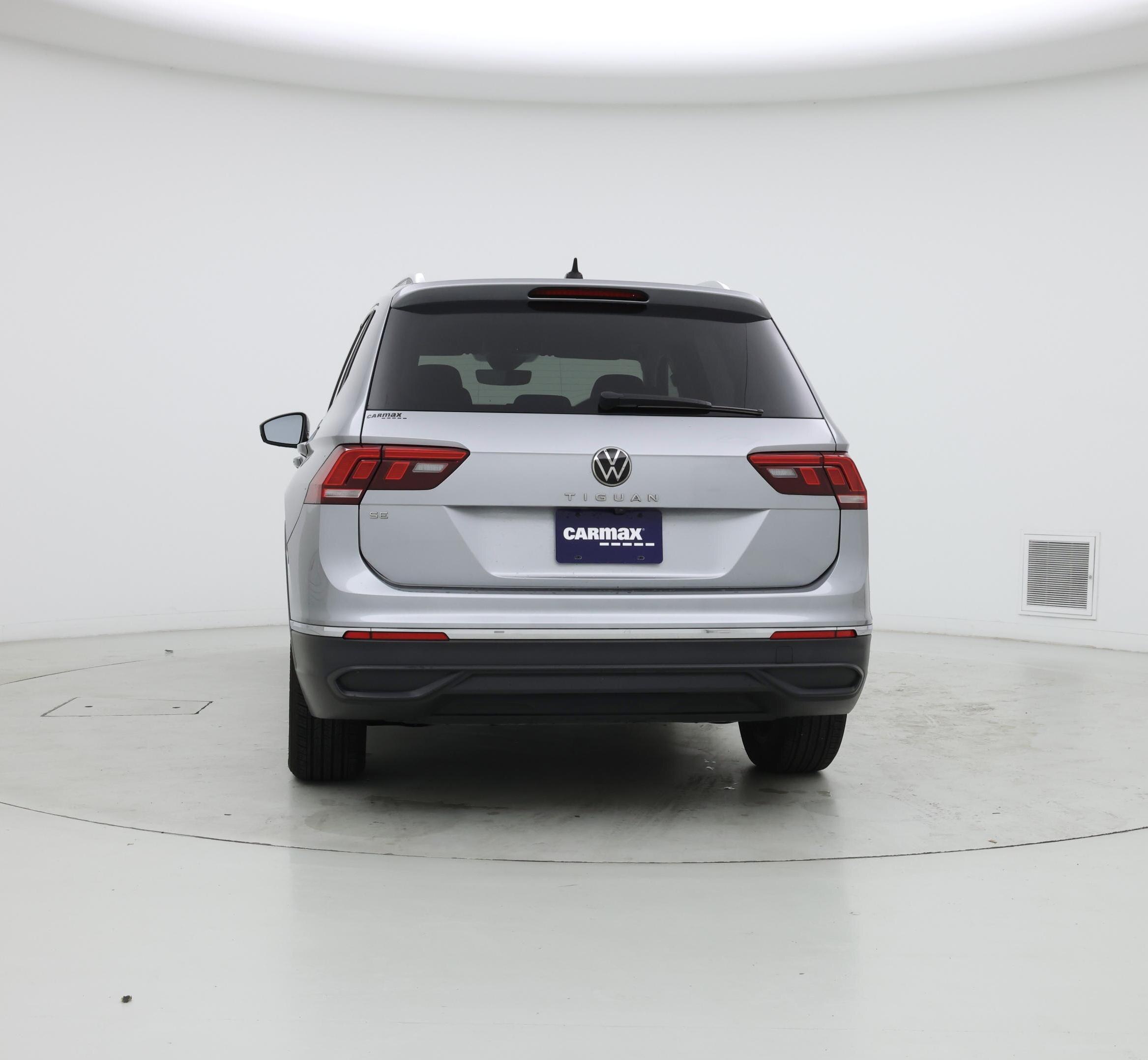 Thumbnail: 2022 Volkswagen Tiguan - 6