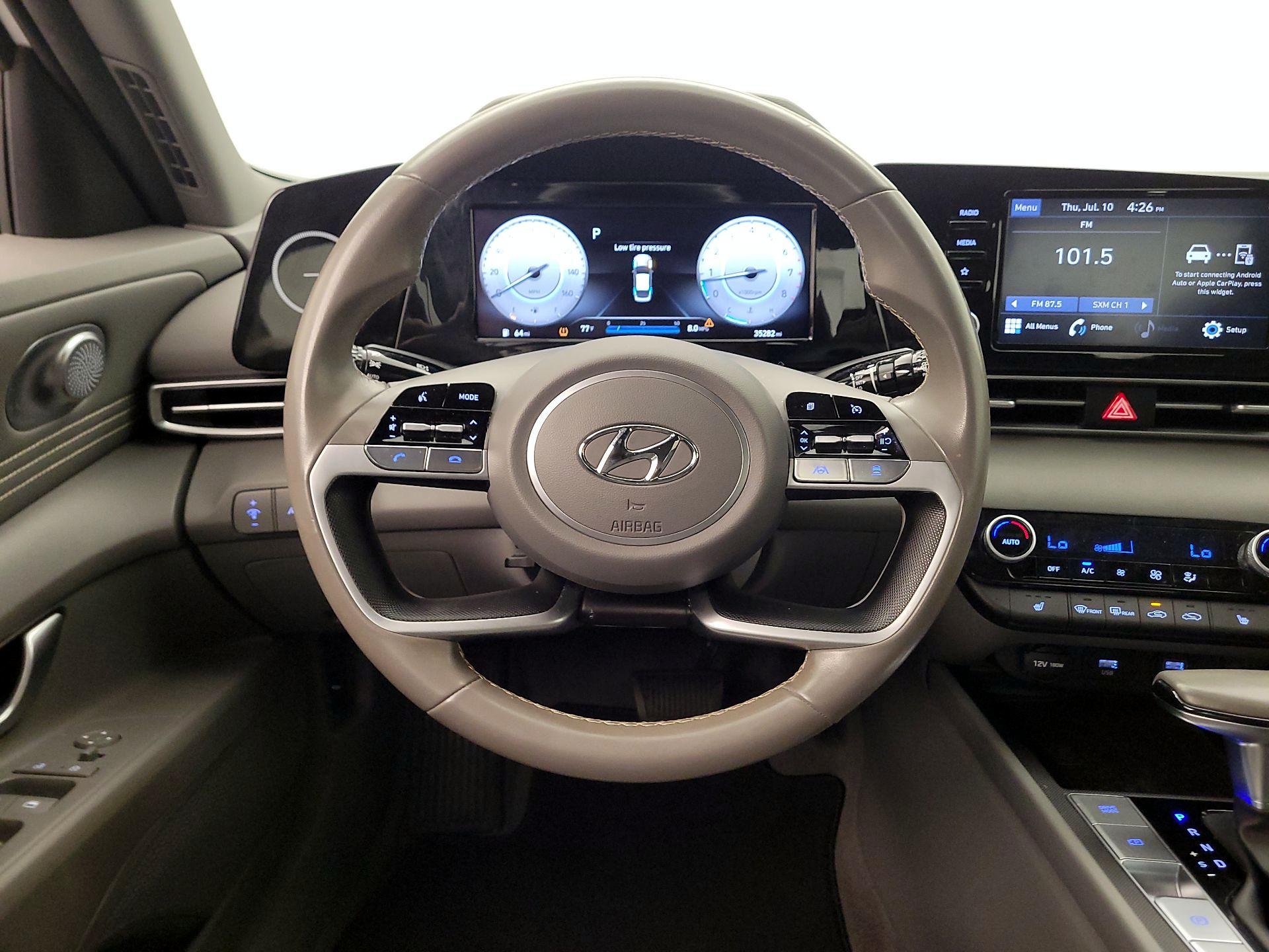 Thumbnail: 2022 Hyundai Elantra - 10