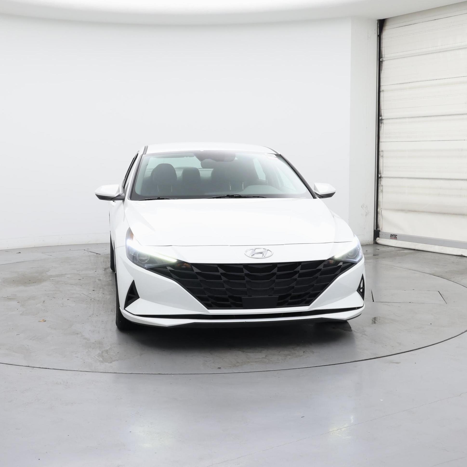 Thumbnail: 2022 Hyundai Elantra - 5