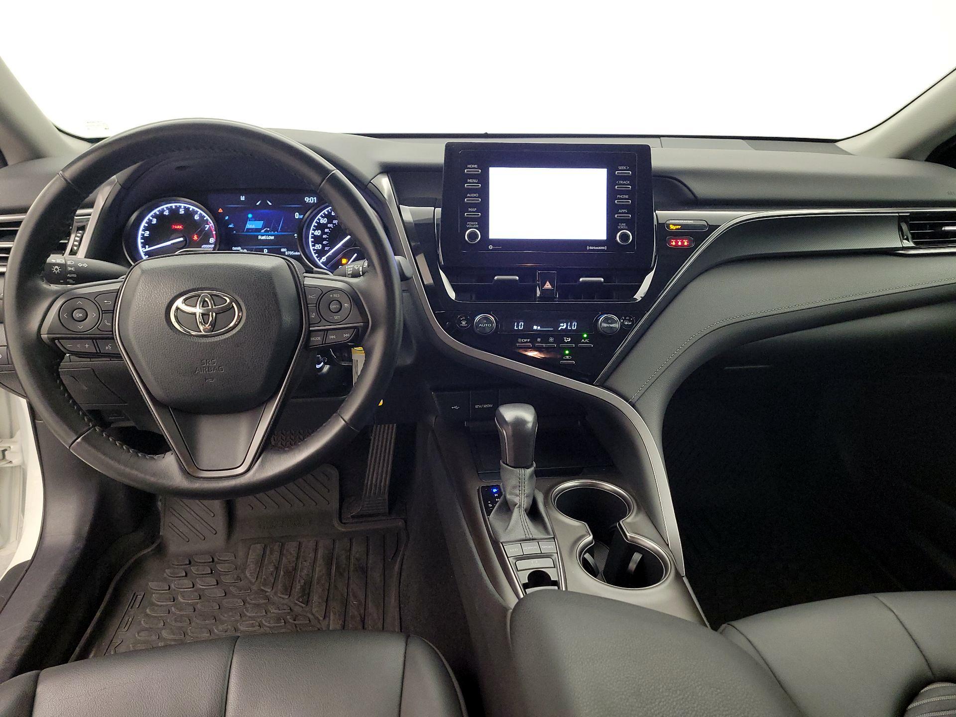 Thumbnail: 2022 Toyota Camry - 9