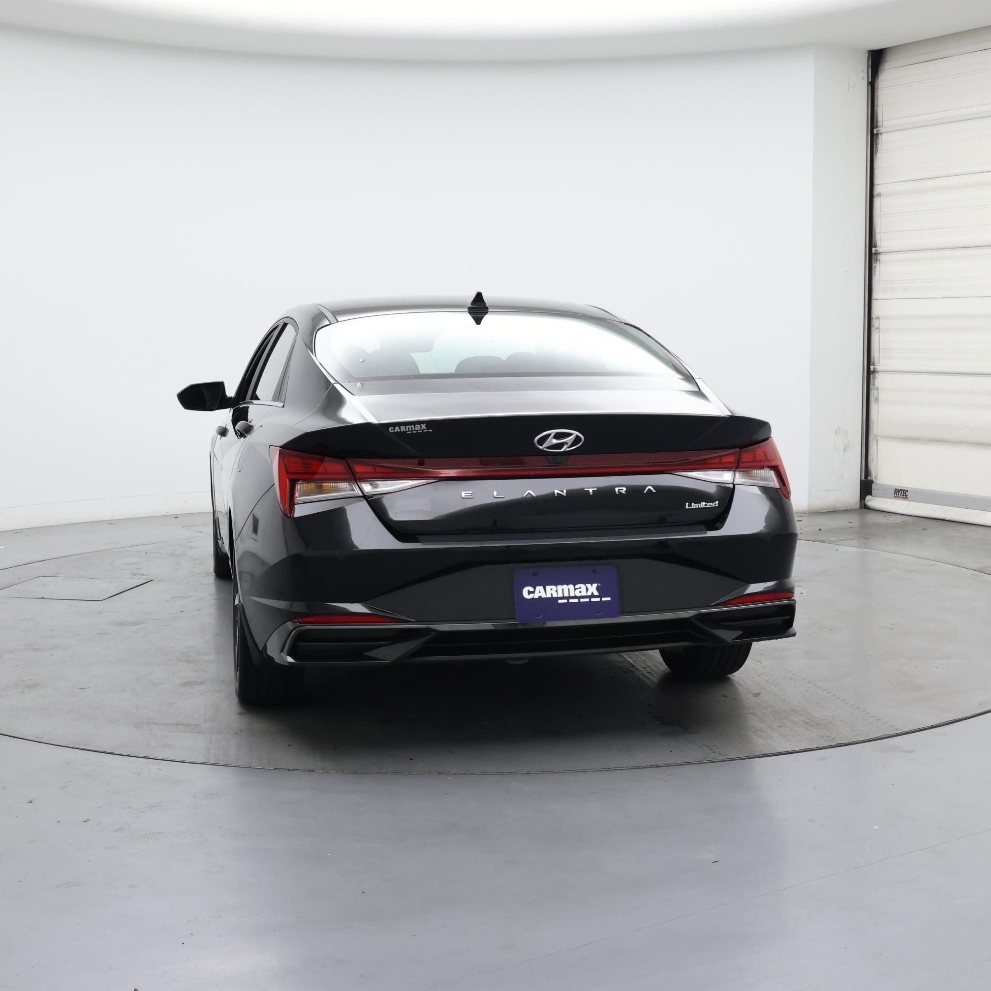 Thumbnail: 2022 Hyundai Elantra - 6