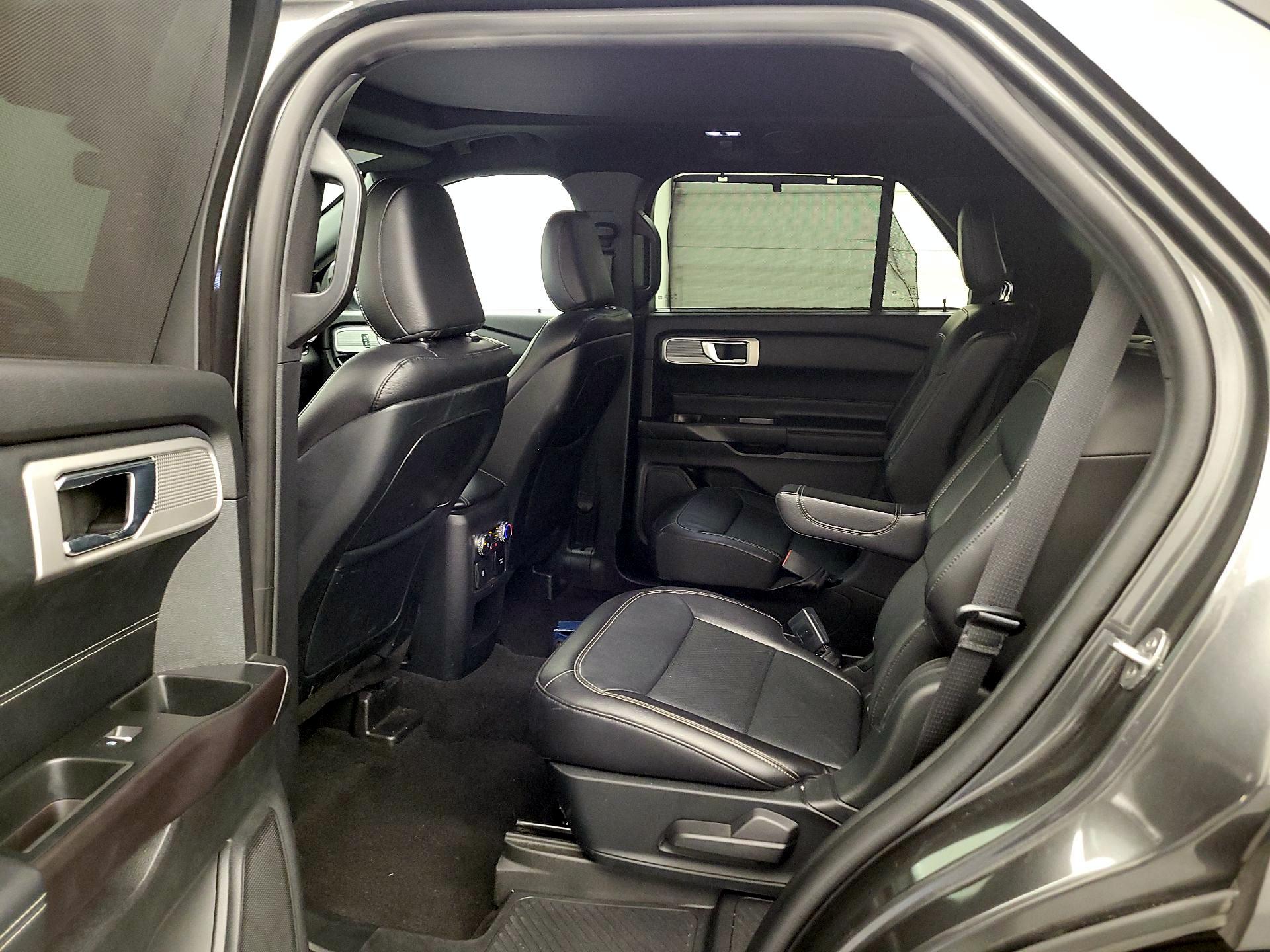 Thumbnail: 2020 Ford Explorer - 18