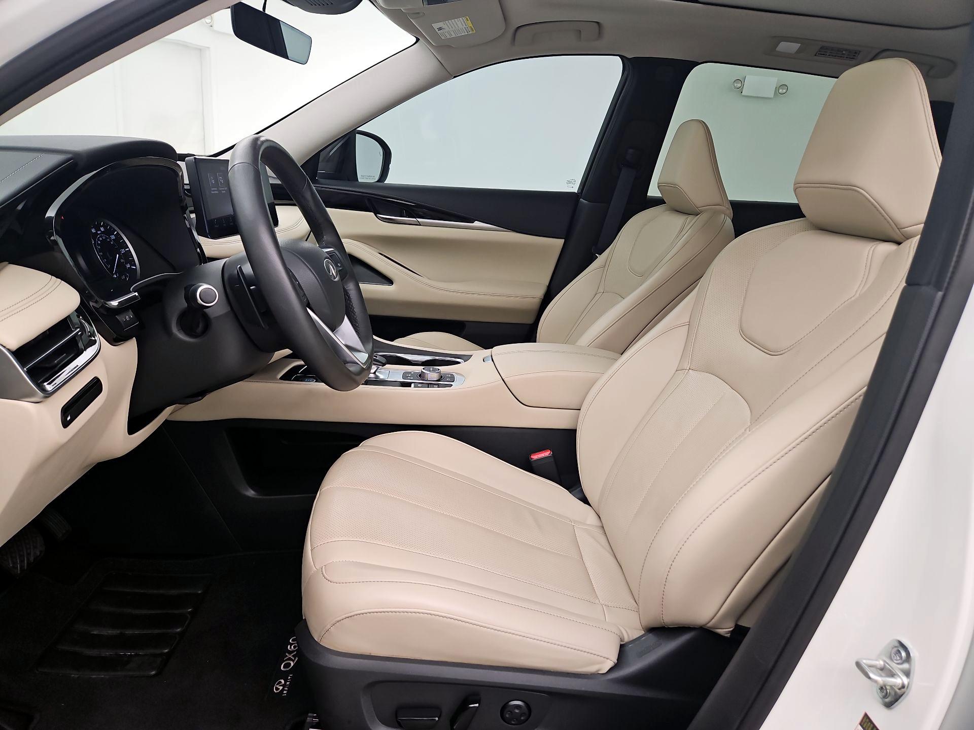 Thumbnail: 2024 INFINITI QX60 - 11