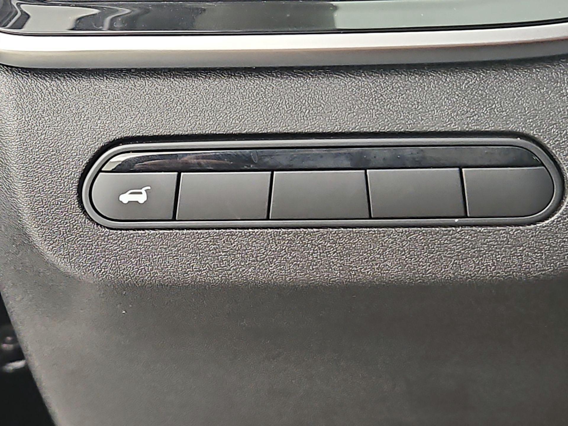 Thumbnail: 2025 INFINITI QX60 - 13