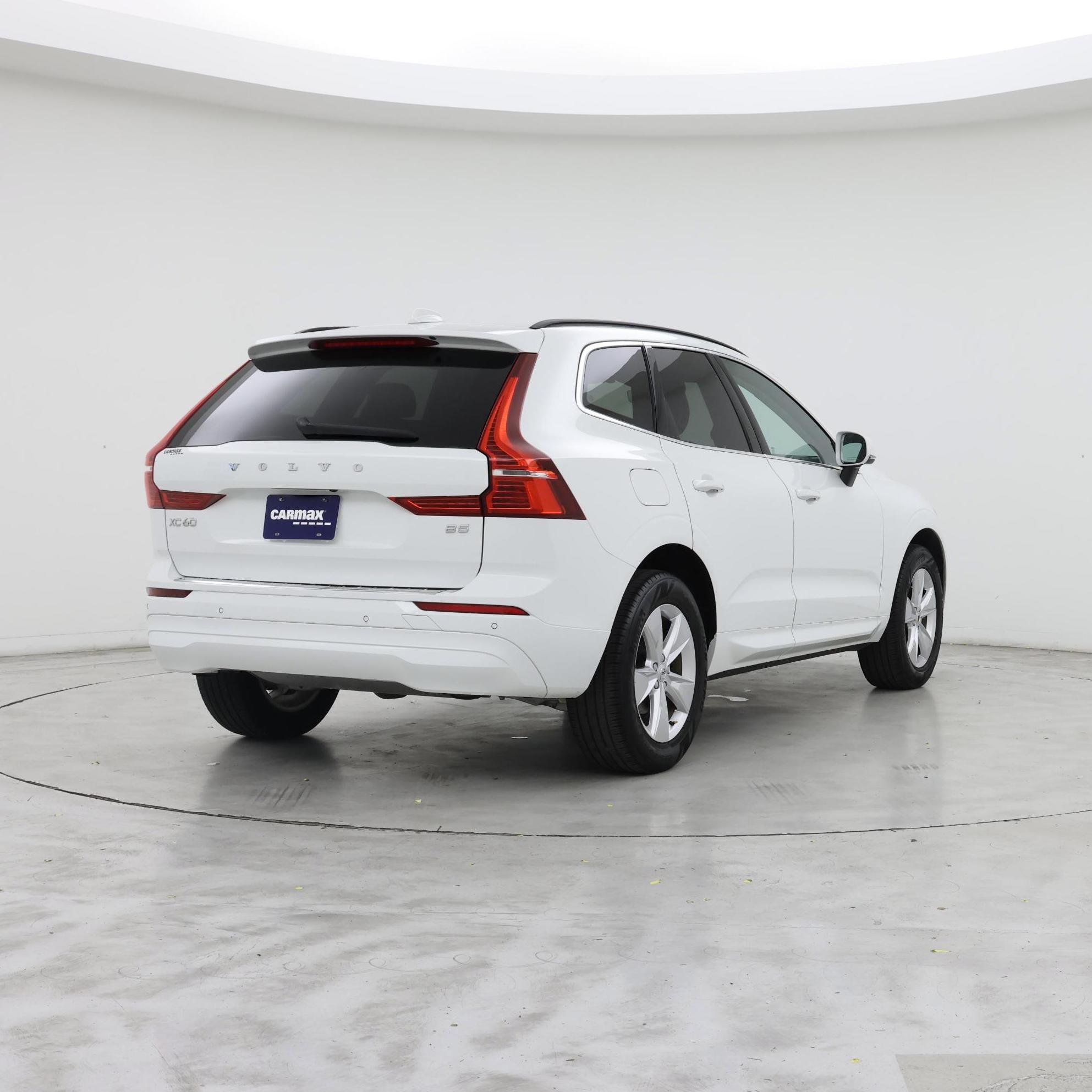 Thumbnail: 2022 Volvo XC60 - 8