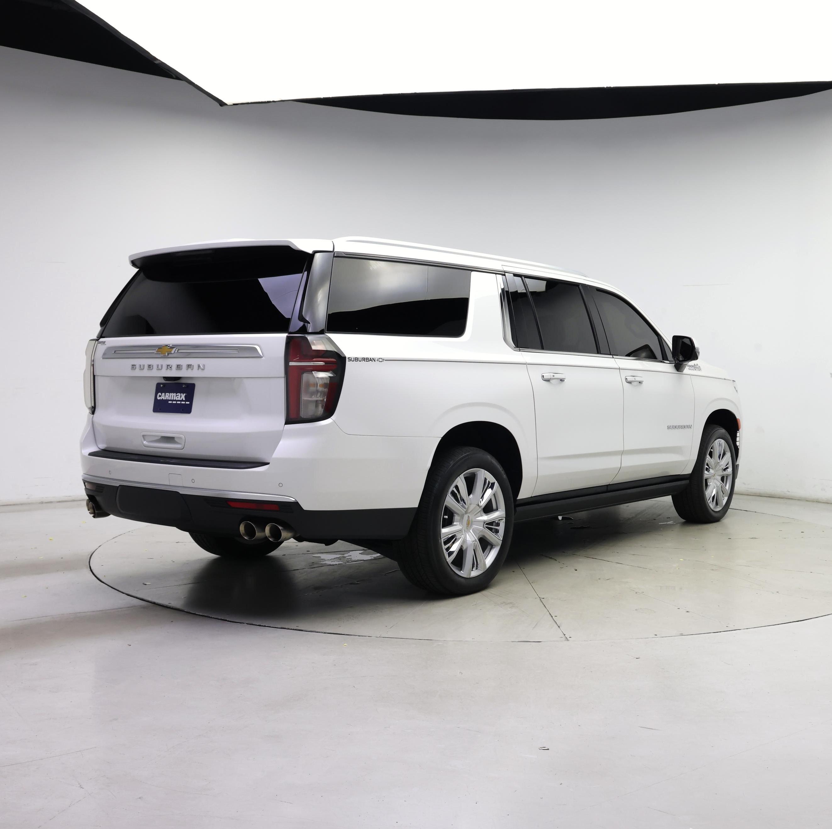 Thumbnail: 2024 Chevrolet Suburban - 8