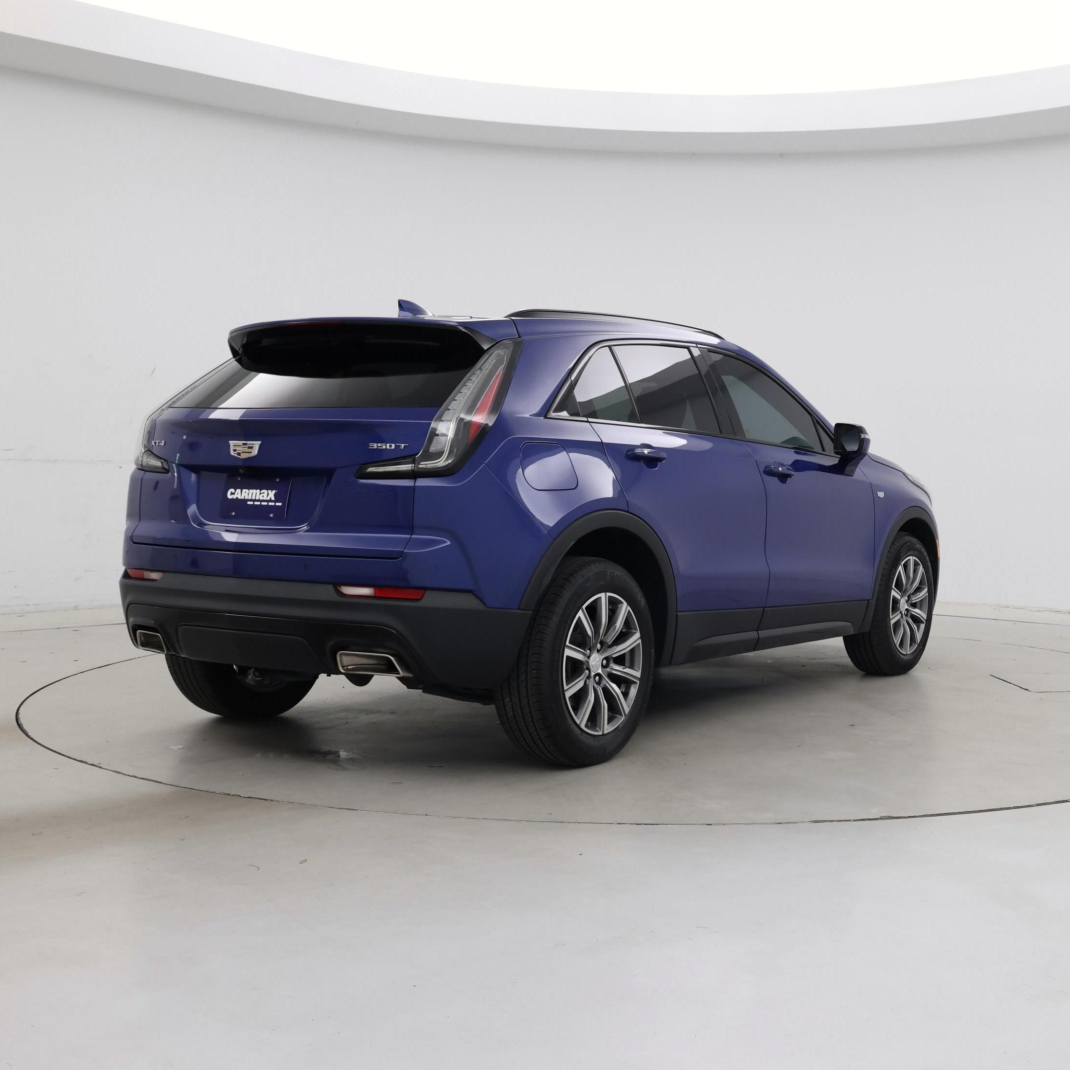 Thumbnail: 2022 Cadillac XT4 - 8