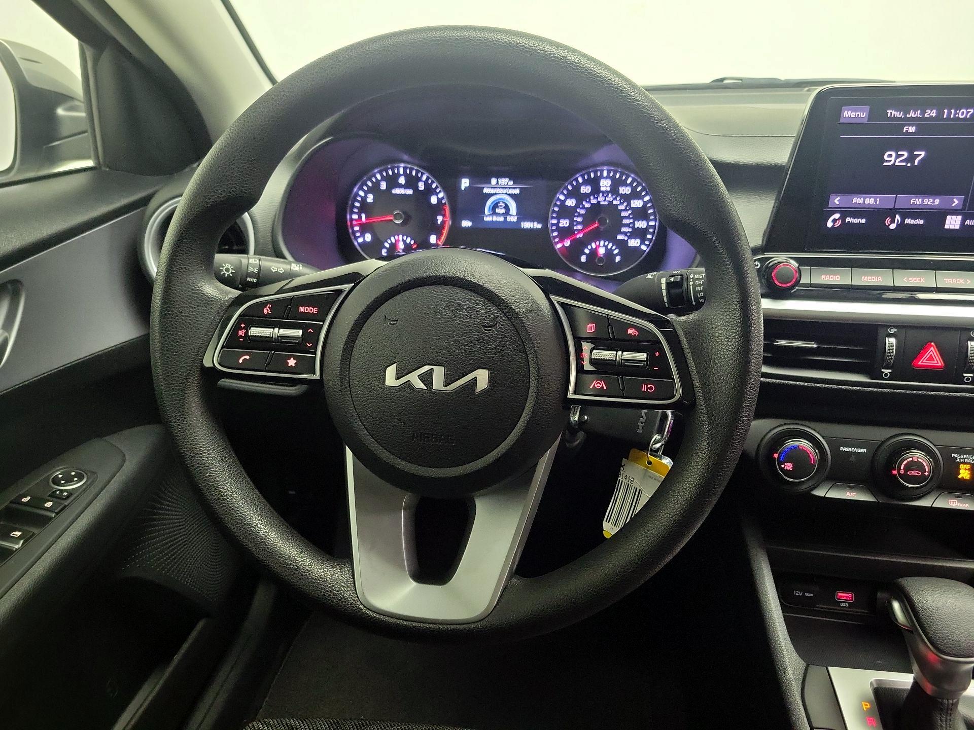 Thumbnail: 2024 Kia Forte - 10