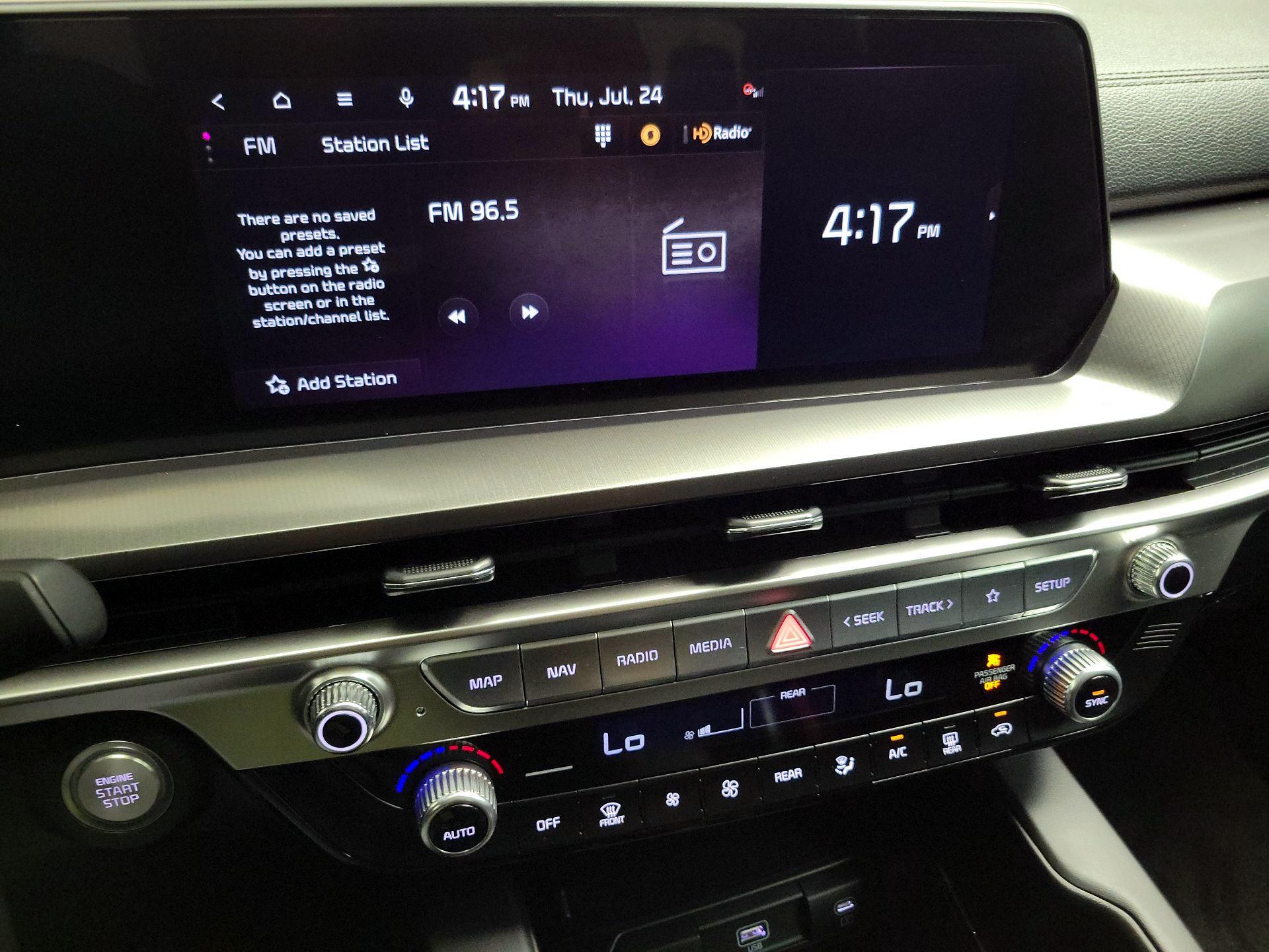 Thumbnail: 2024 Kia Telluride - 16