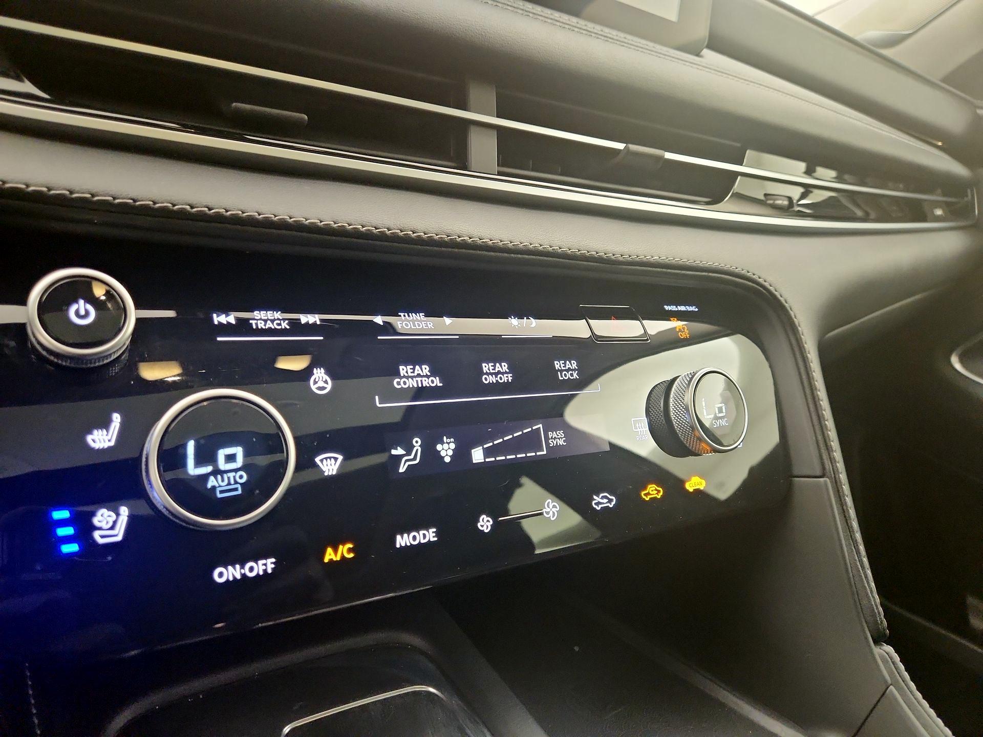 Thumbnail: 2022 INFINITI QX60 - 17
