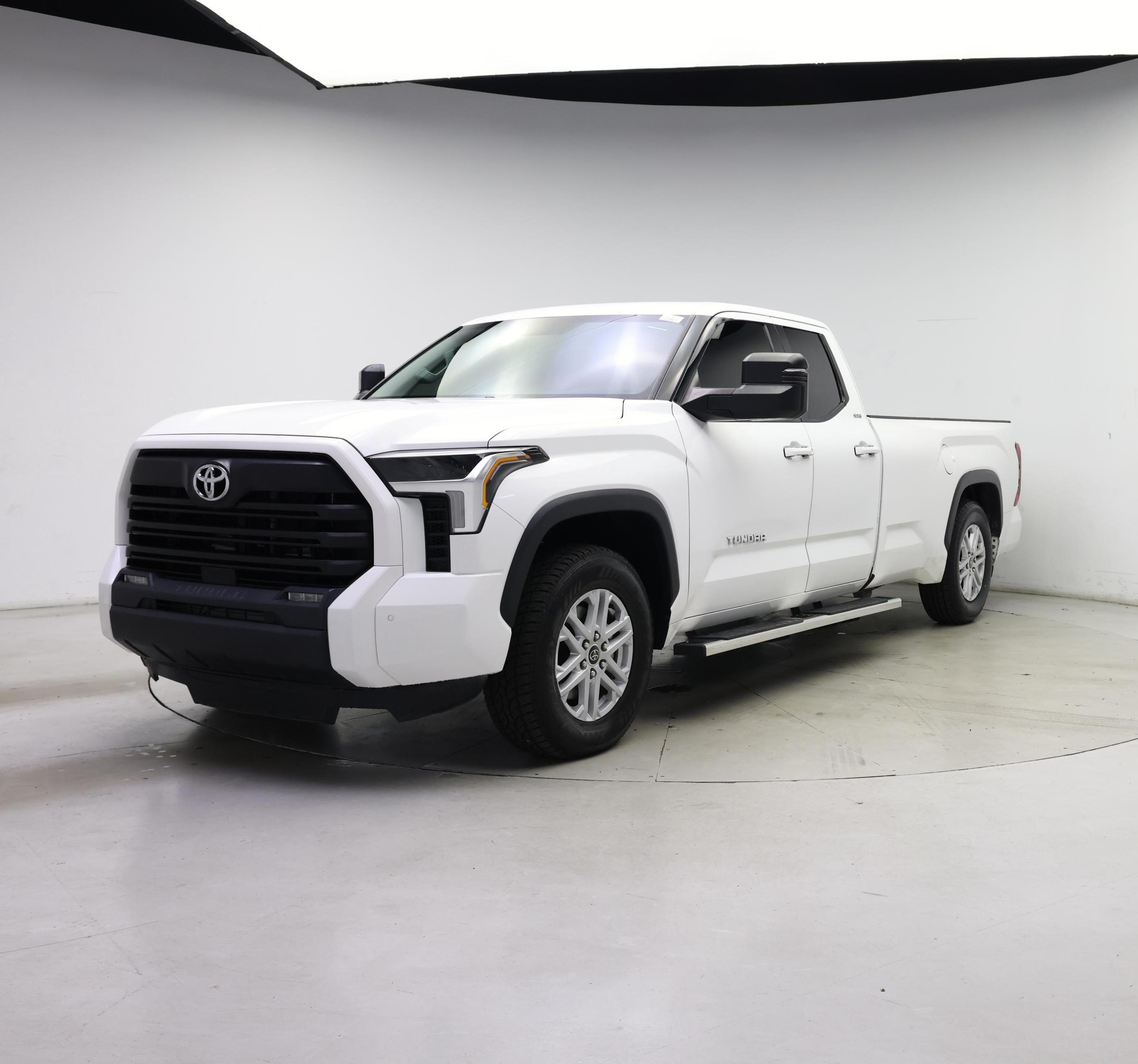 Thumbnail: 2022 Toyota Tundra - 4