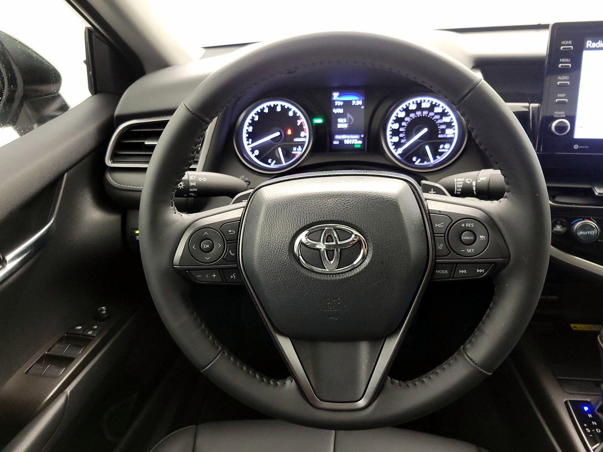 Thumbnail: 2024 Toyota Camry - 10