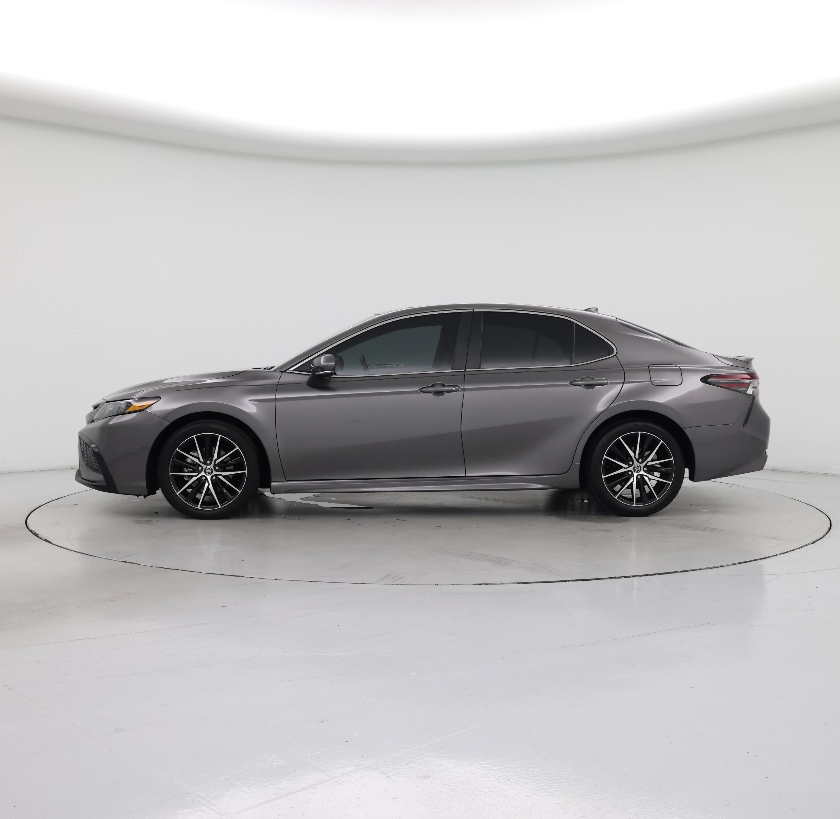 Thumbnail: 2024 Toyota Camry - 3