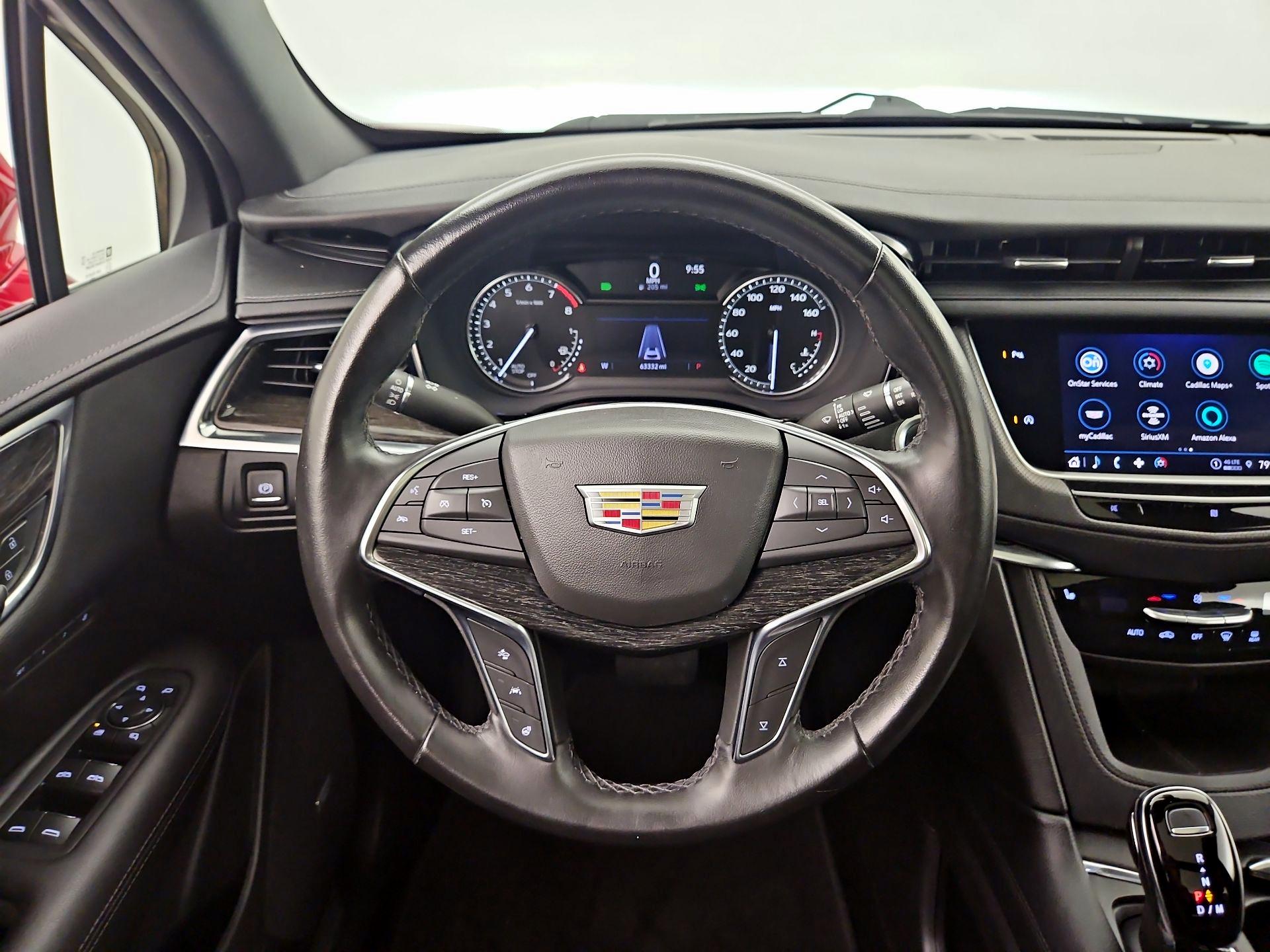 Thumbnail: 2021 Cadillac XT5 - 10