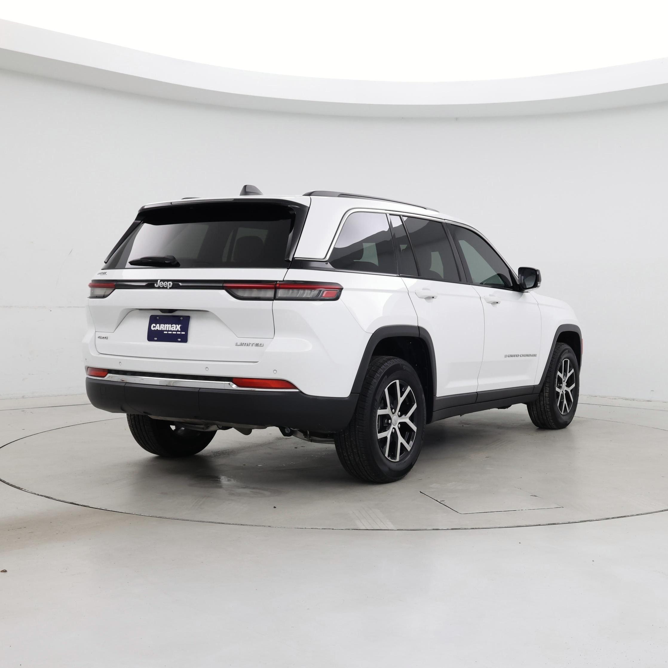 Thumbnail: 2024 Jeep Grand Cherokee - 8