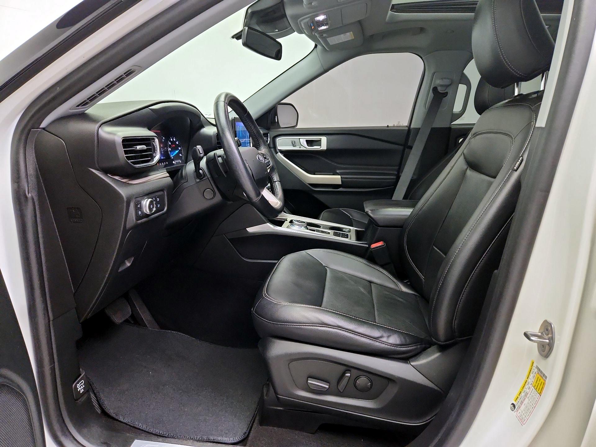 Thumbnail: 2021 Ford Explorer - 11
