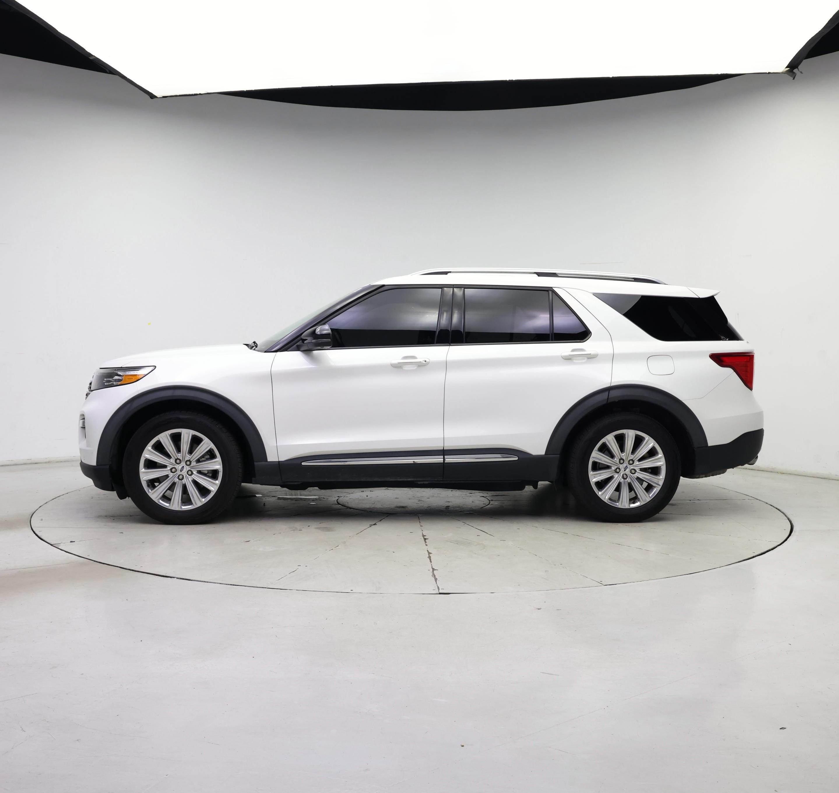 Thumbnail: 2021 Ford Explorer - 3