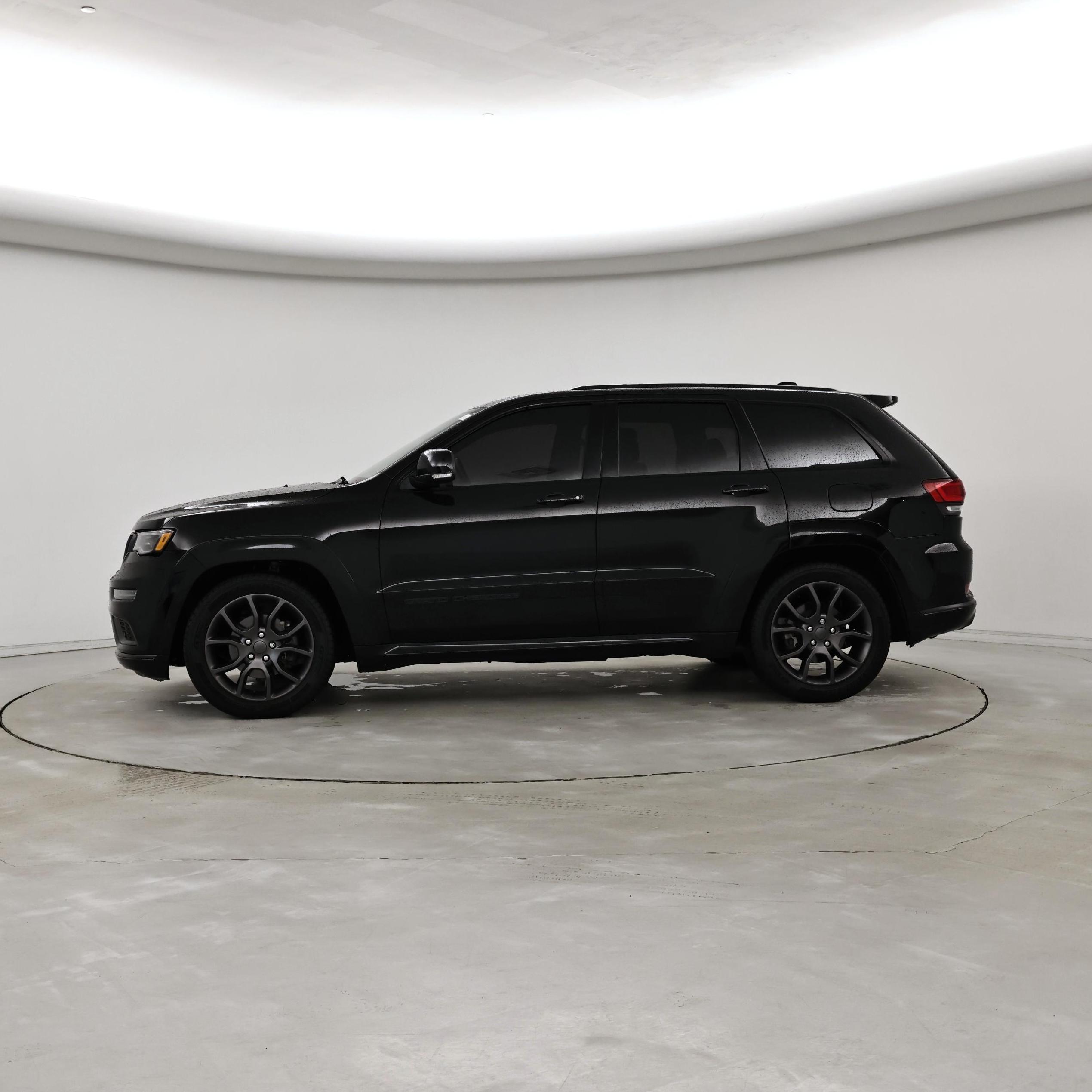 Thumbnail: 2020 Jeep Grand Cherokee - 3