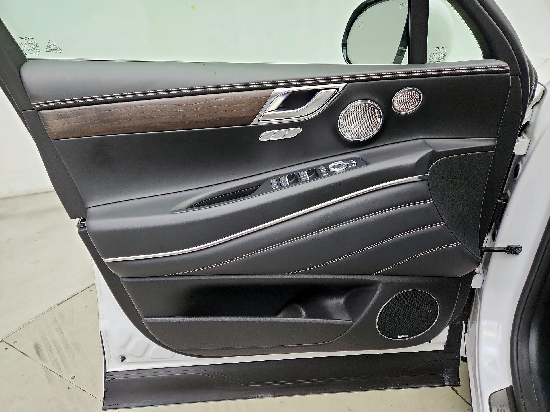 Thumbnail: 2024 Genesis GV80 - 12