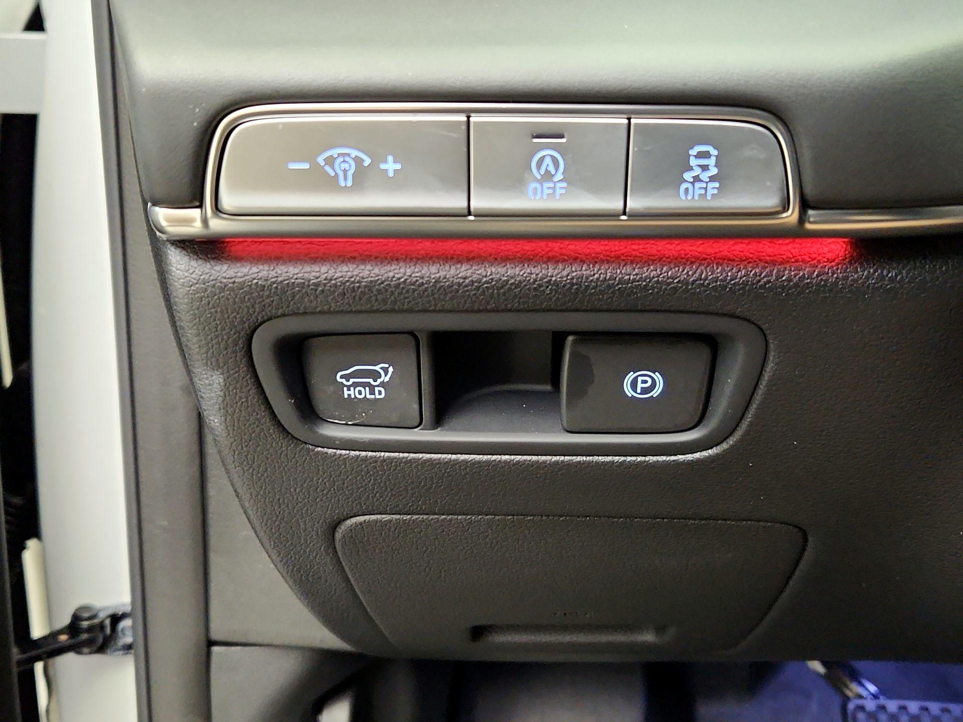 Thumbnail: 2024 Genesis GV80 - 13