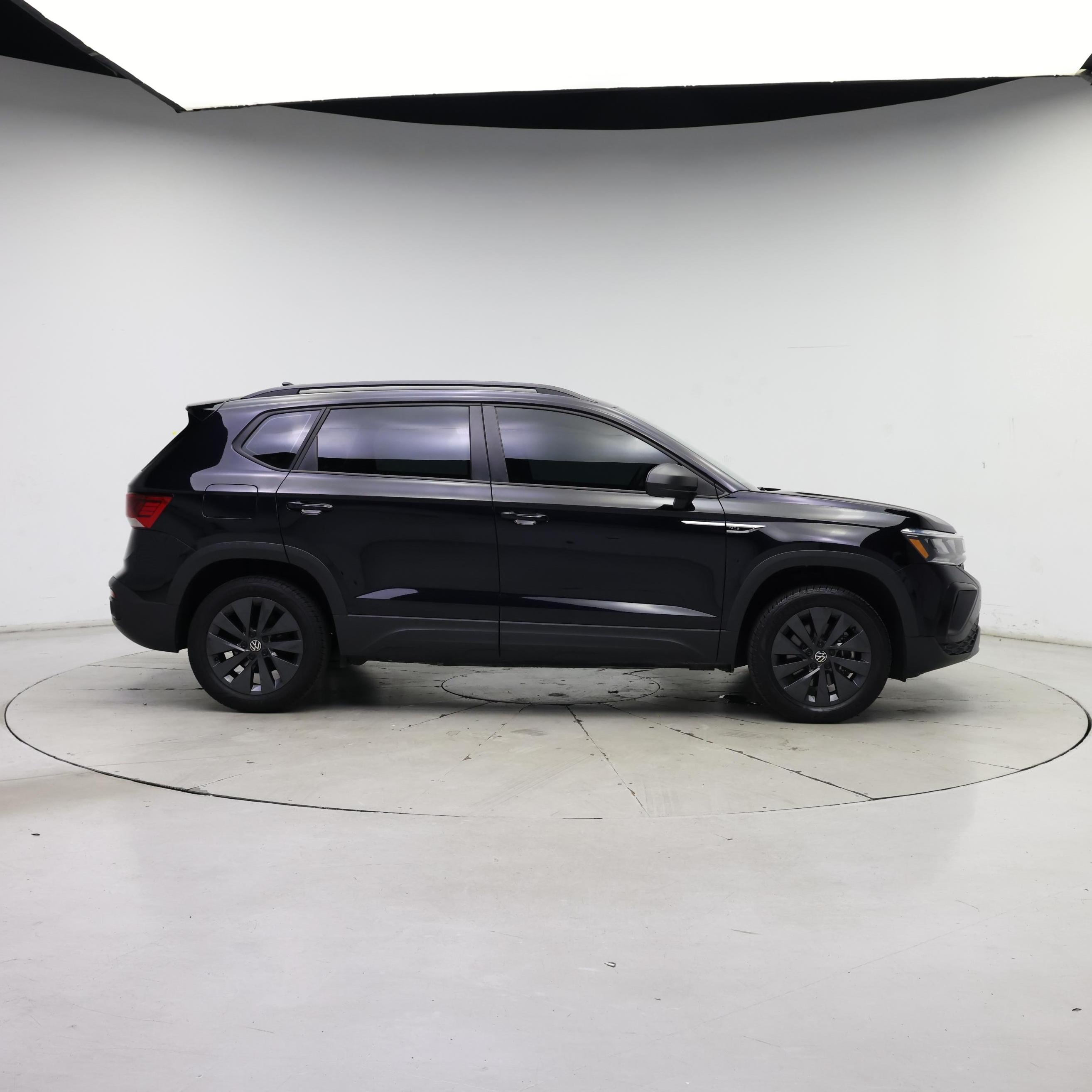 Thumbnail: 2024 Volkswagen Taos - 7