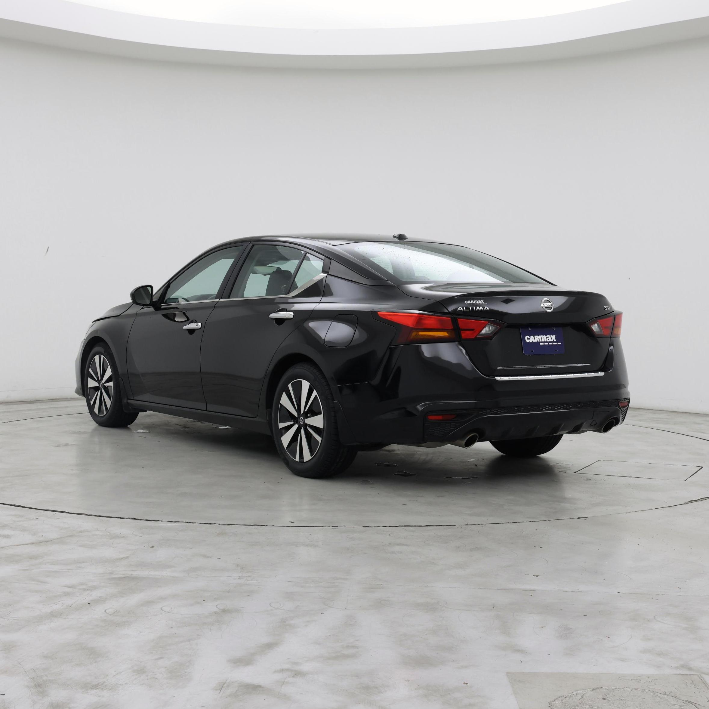 Thumbnail: 2022 Nissan Altima - 2