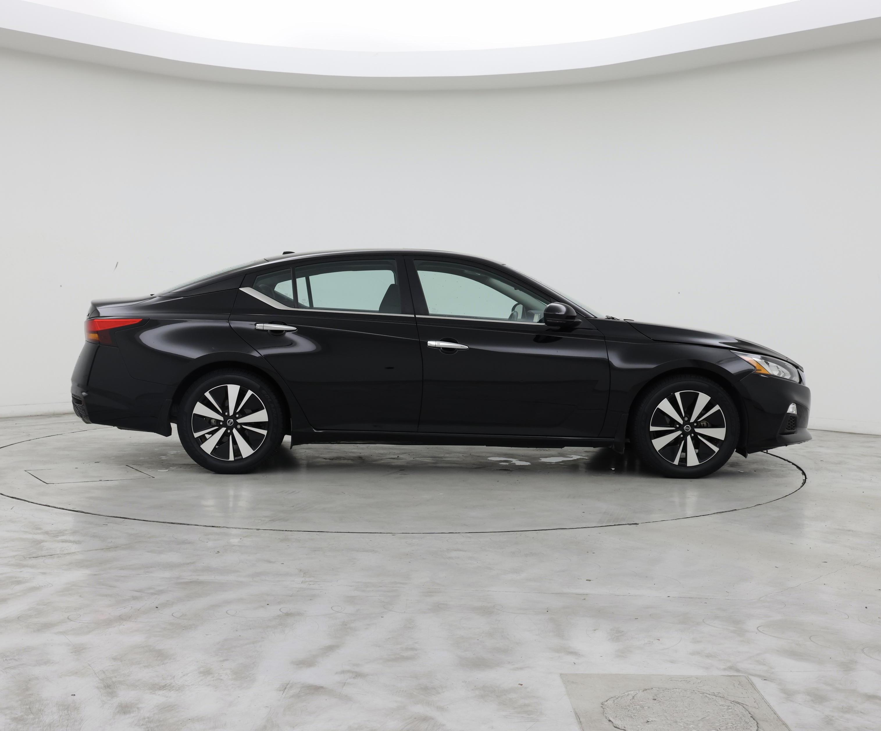 Thumbnail: 2022 Nissan Altima - 7