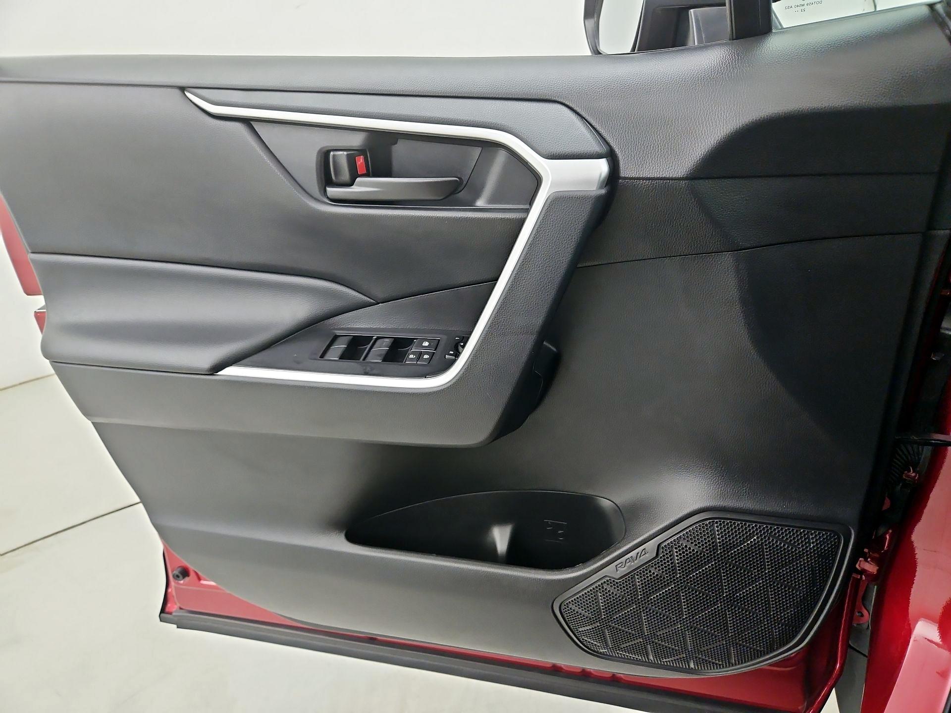 Thumbnail: 2023 Toyota RAV4 - 12