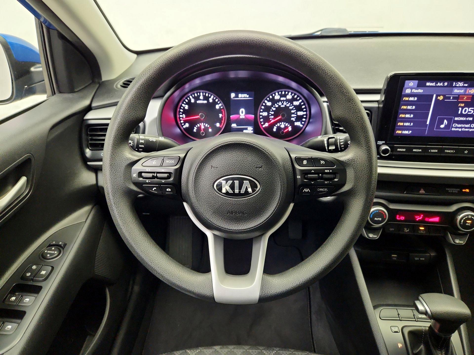 Thumbnail: 2021 Kia Rio - 10